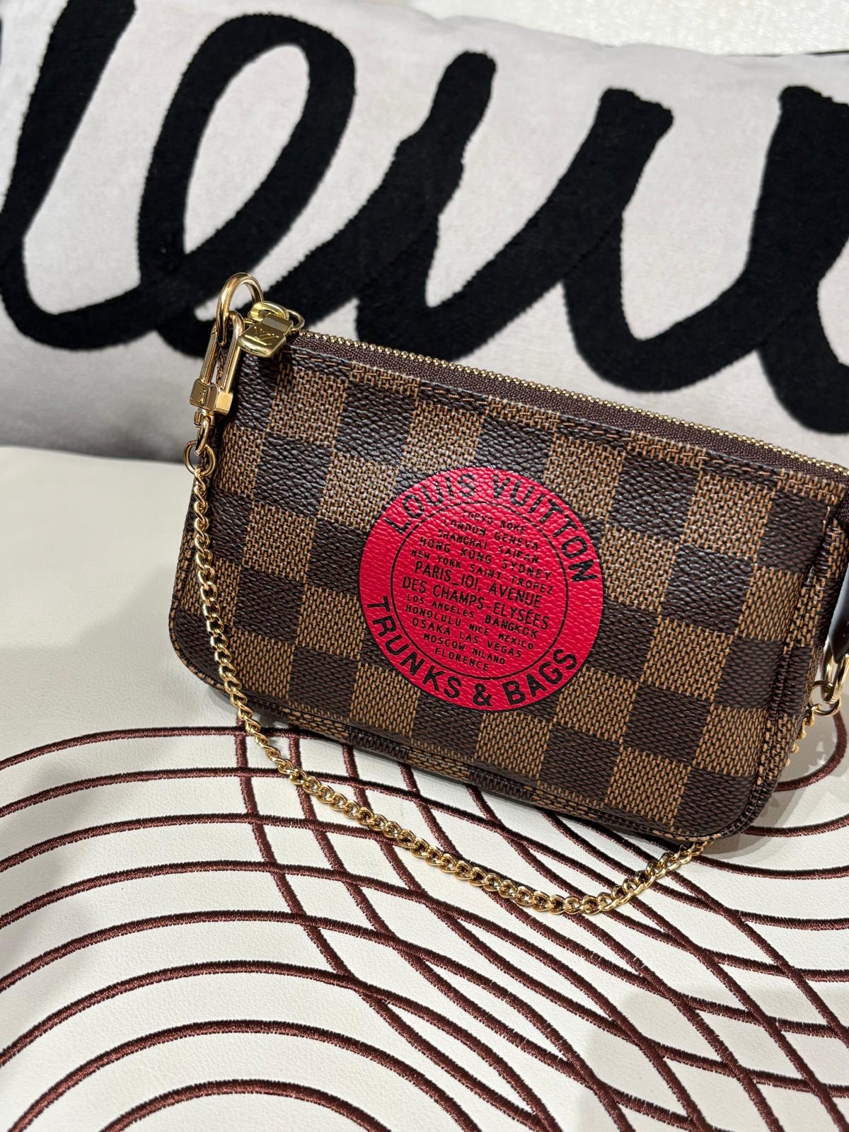 全新 Lv mini pochette limited edition 100%Authentic, 全新未使用品 ✅Dust bag