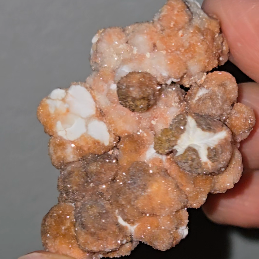 Popcorn selenite with intense sparkles - SEL31