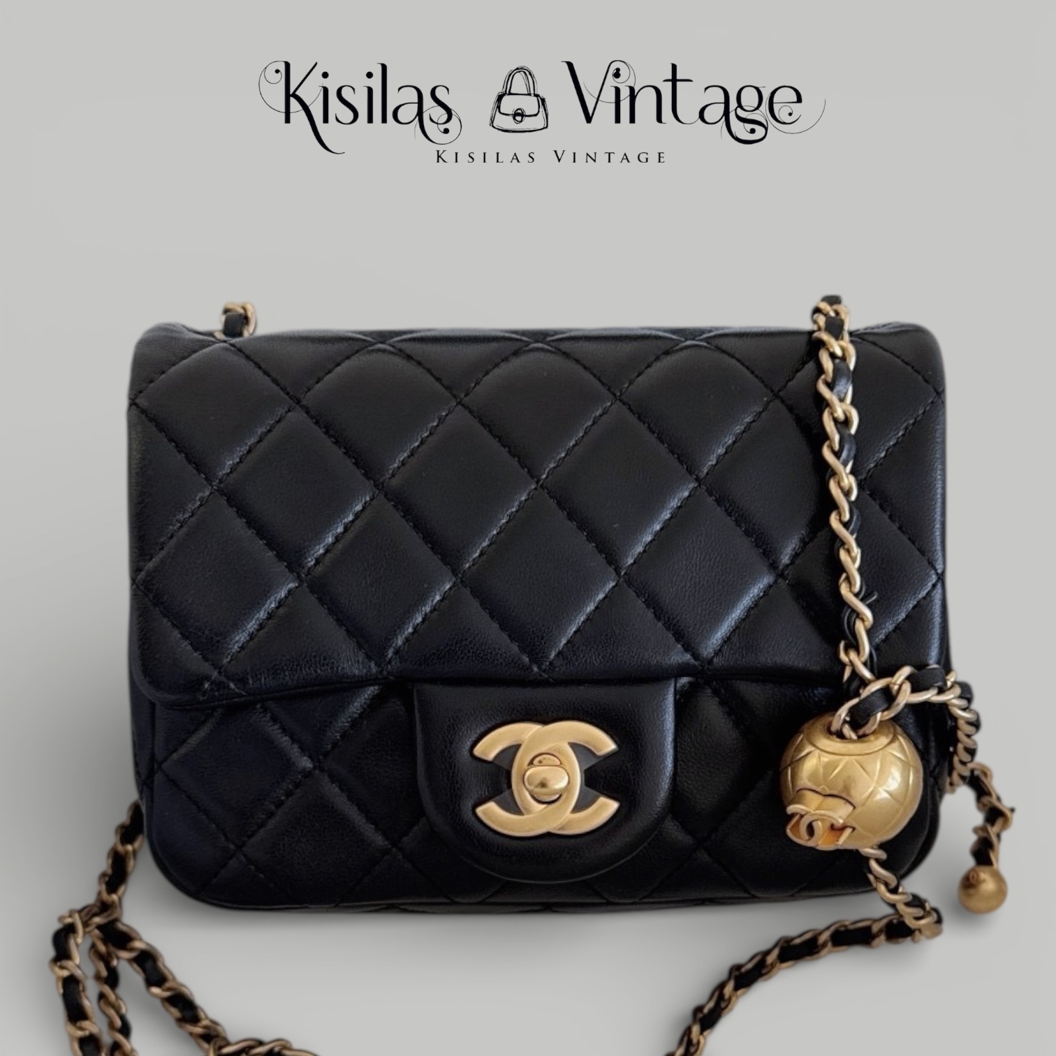 Chanel Lambskin 方胖金球