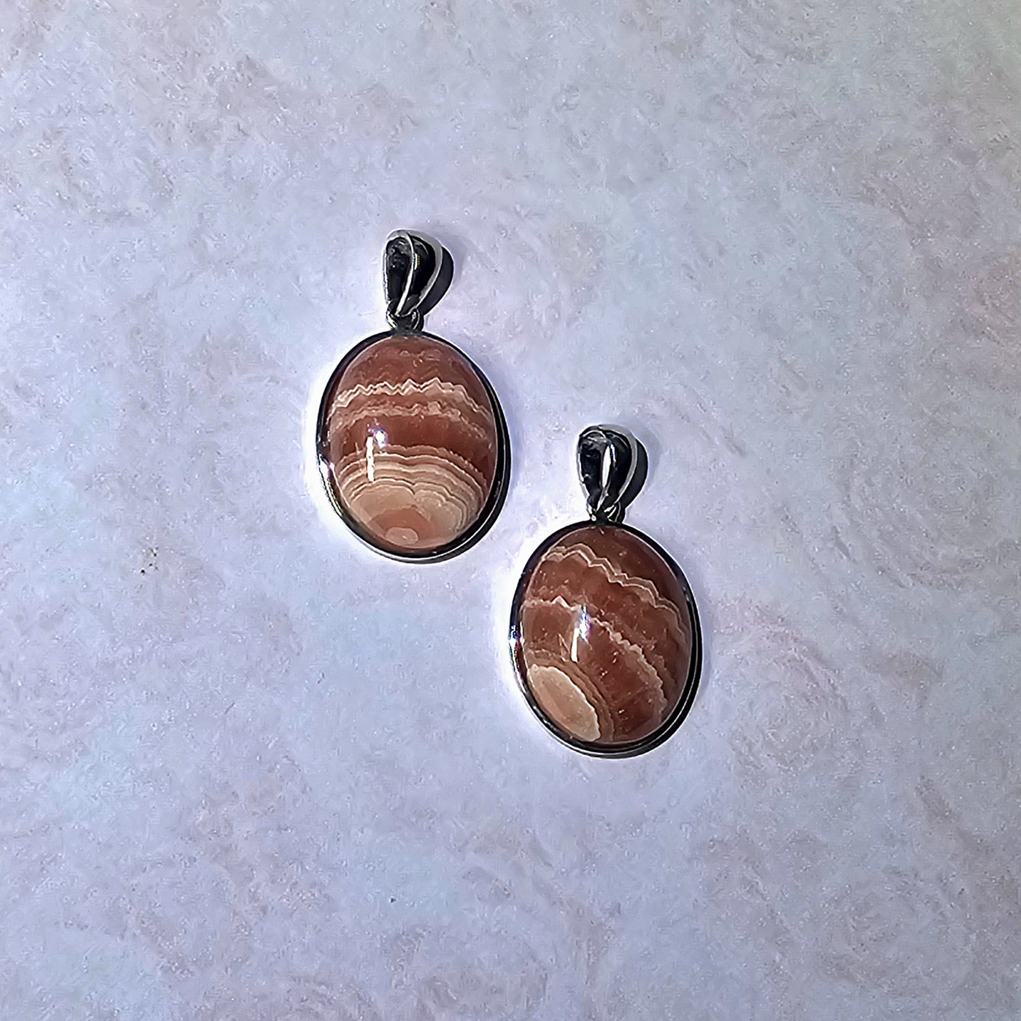 紅紋石蛋形925銀吊飾