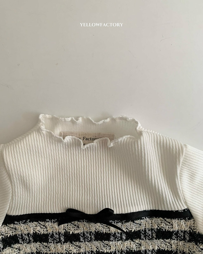 🇰🇷Yellowfactory tee