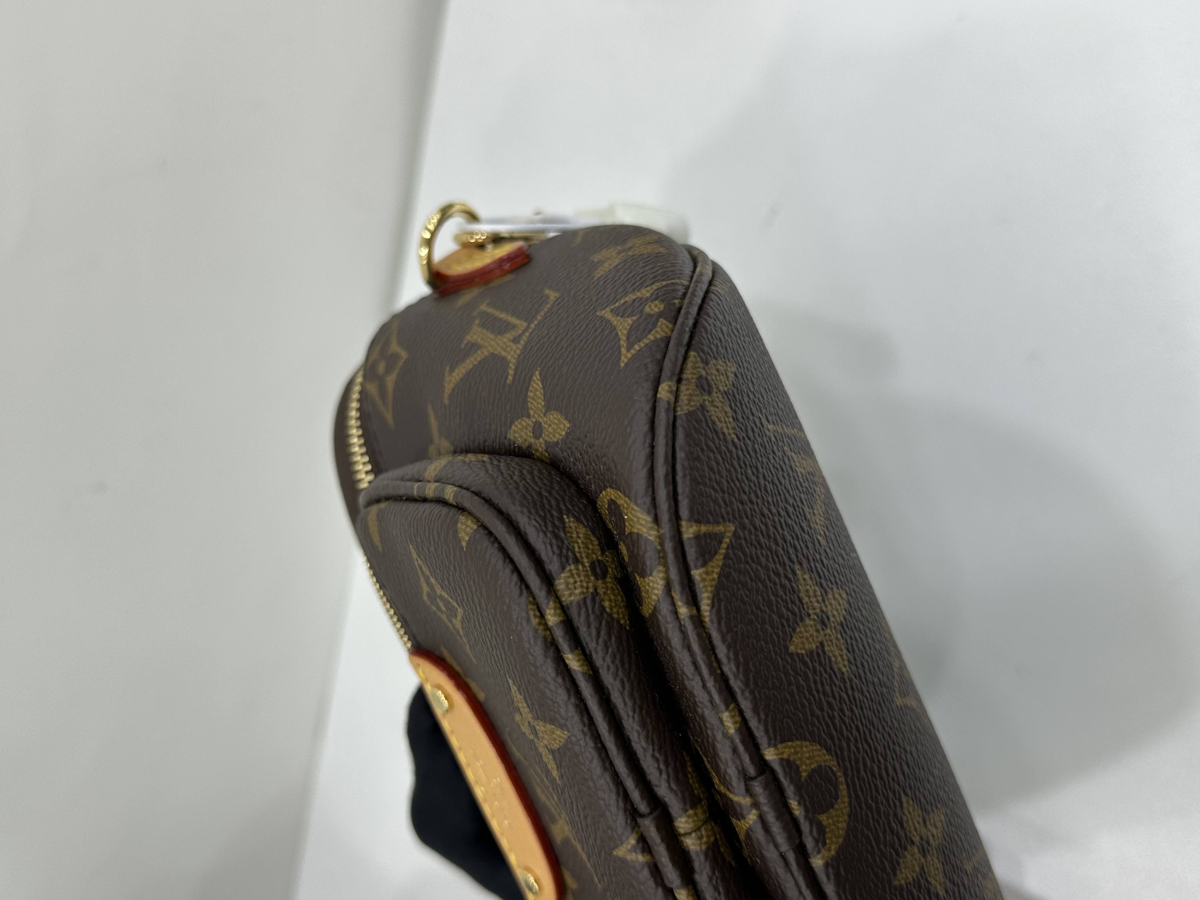 直播貨品 |  [1個-$100 2個-$300］GG79