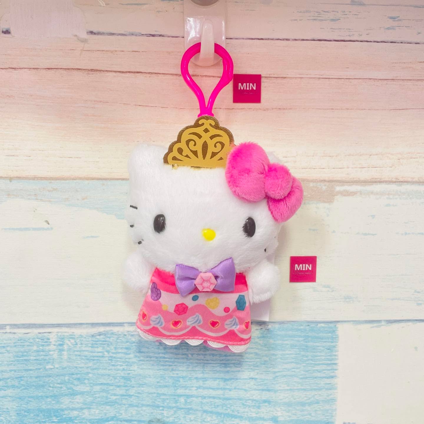 Hello kitty吊飾