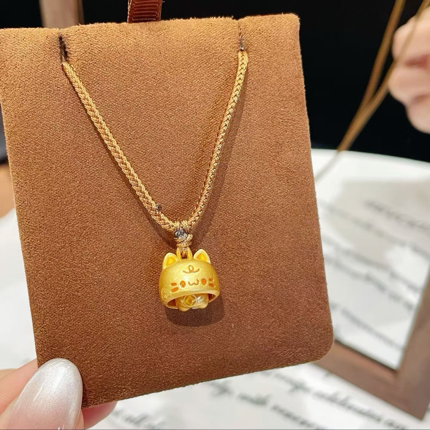 足银珐琅彩躲猫猫吊坠