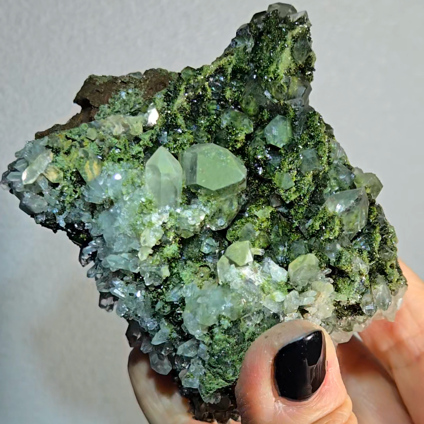 Epidote specimen with rainbow quartz and DTs - ED2