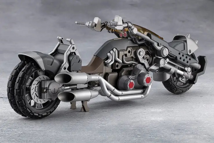 Wreckage Hunter (MegaloMaria Unlimited Universe)