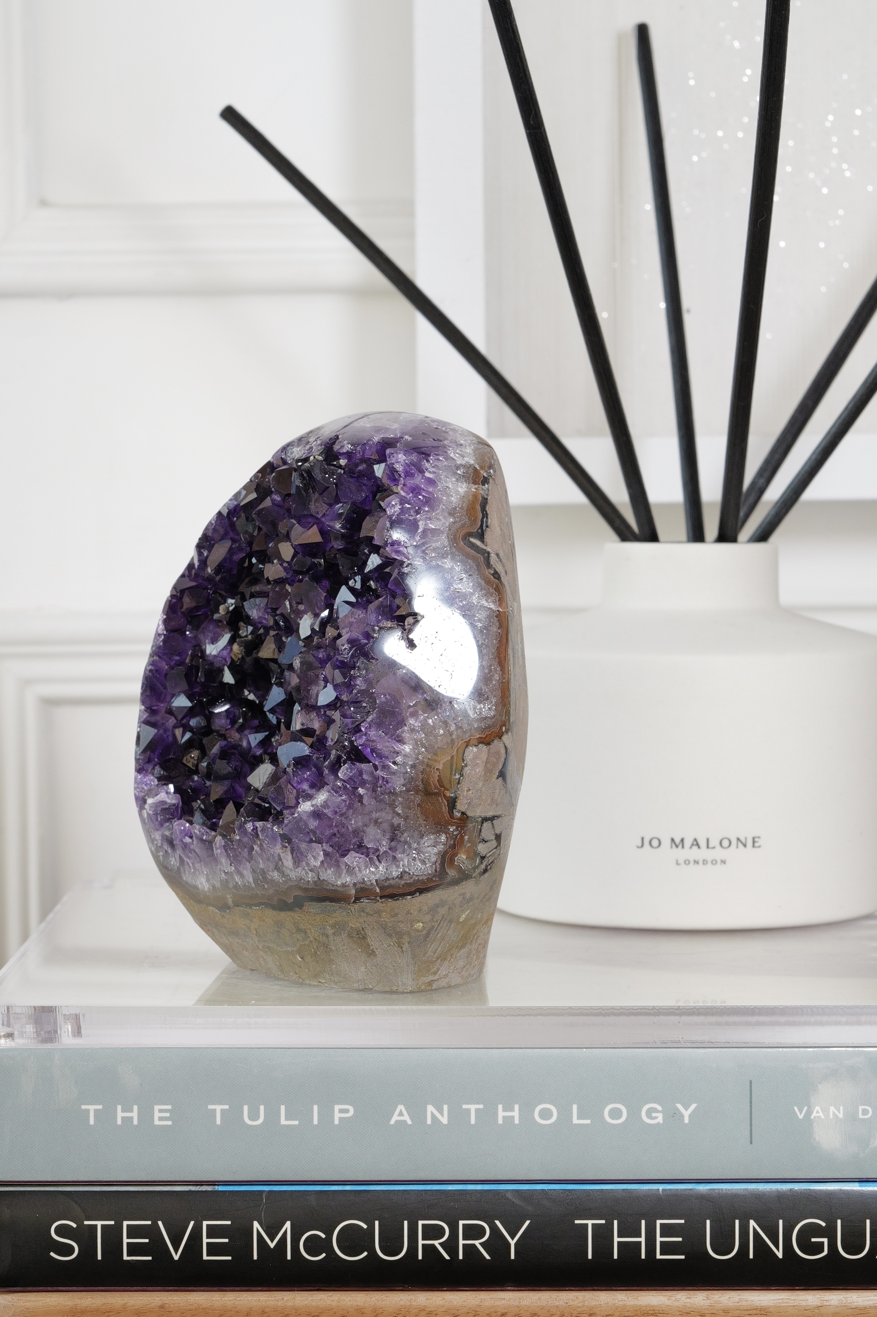 ༒ Uruguay 頂級帝王紫 1.4kg+瑪瑙晶牙背共生軟糖紫晶鎮༒ AM3008C31G1Asm-RA28*16JT