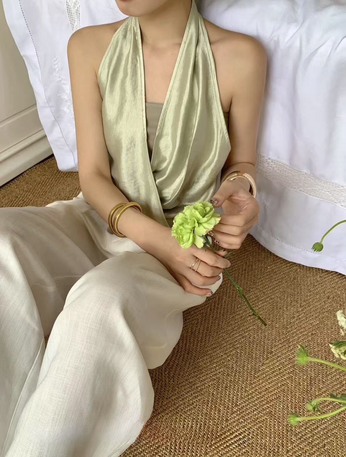 TP363高级荡领挂脖