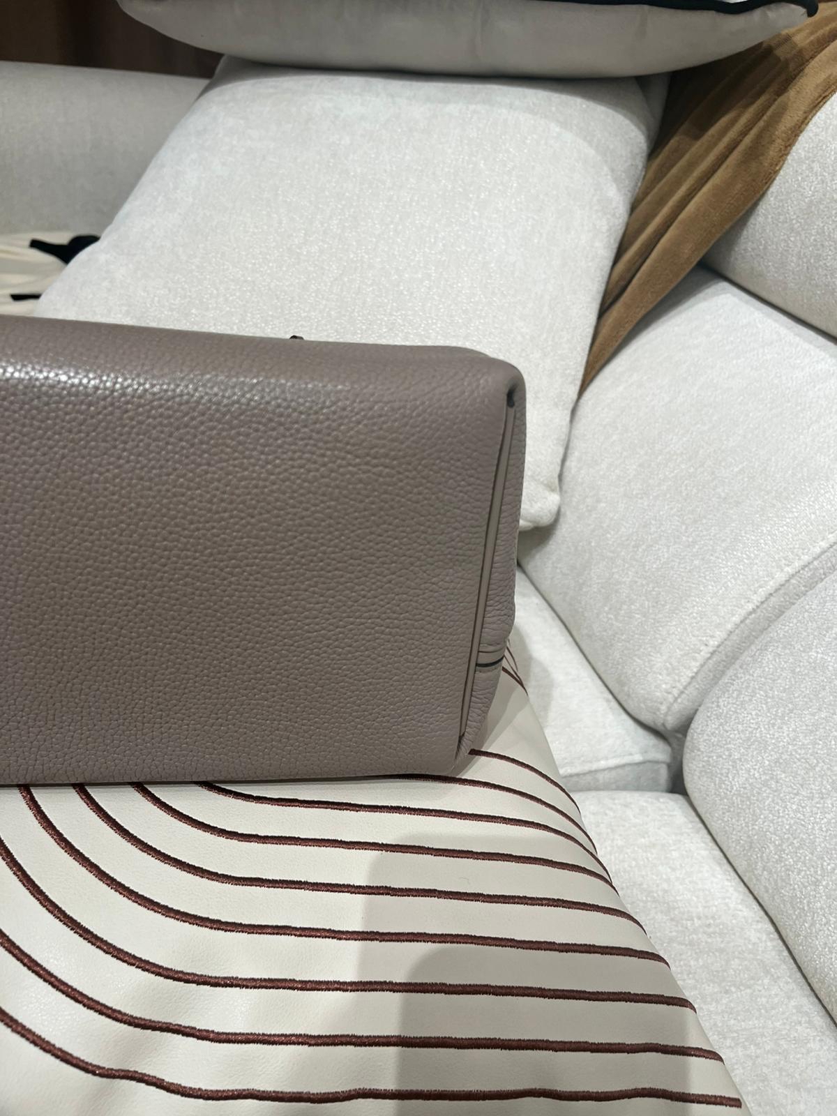 Hermes 2424 29cm Stamp C ASPHALTE/GRIS 100%Authentic, 95%New ✅專門店收據✅Dust bag ✅Box