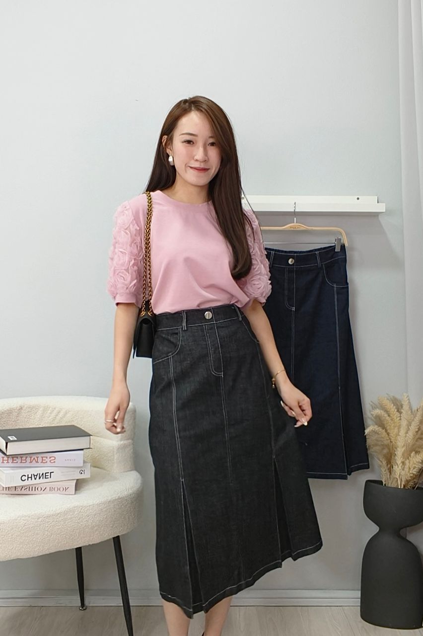 85899 Rosette Puff Sleeve Top