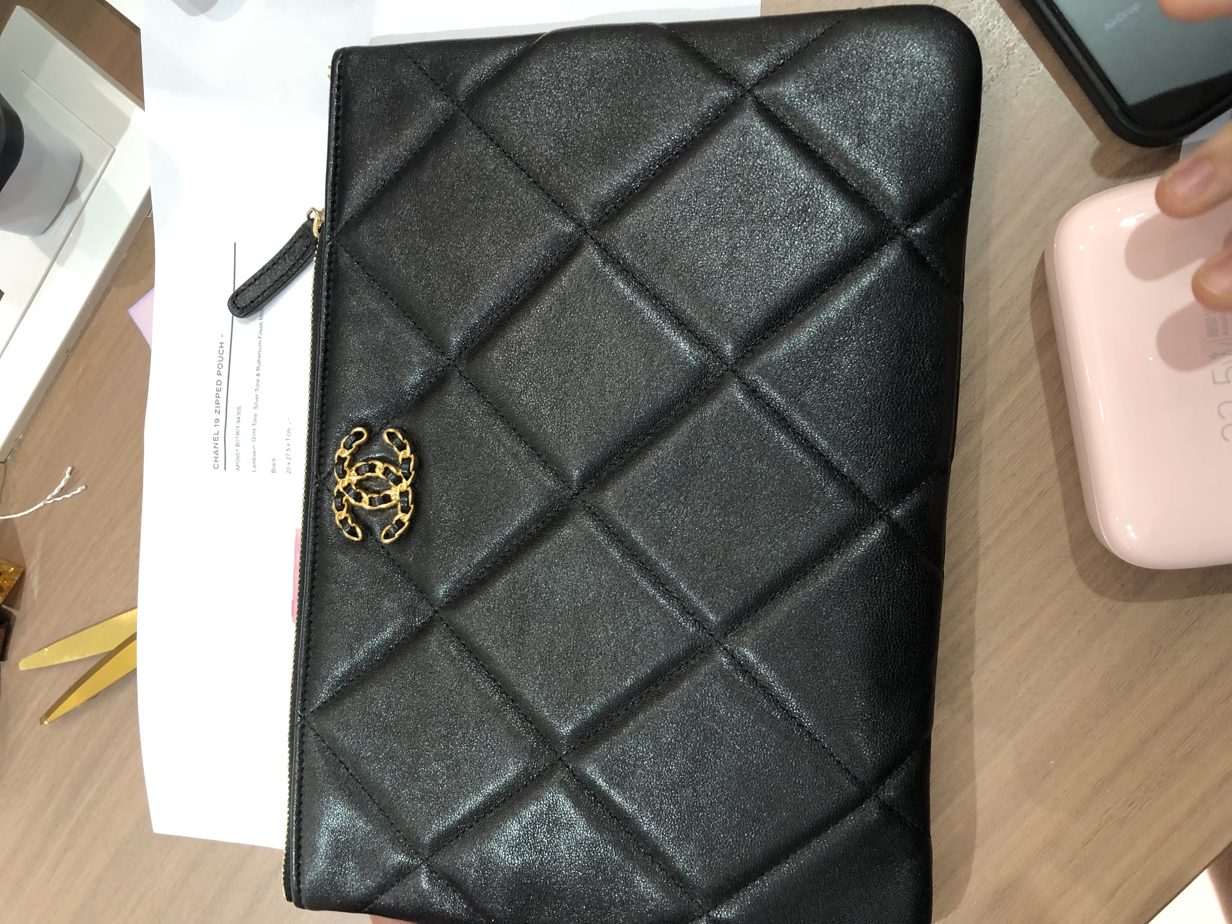 Chanel Clutch #29083067