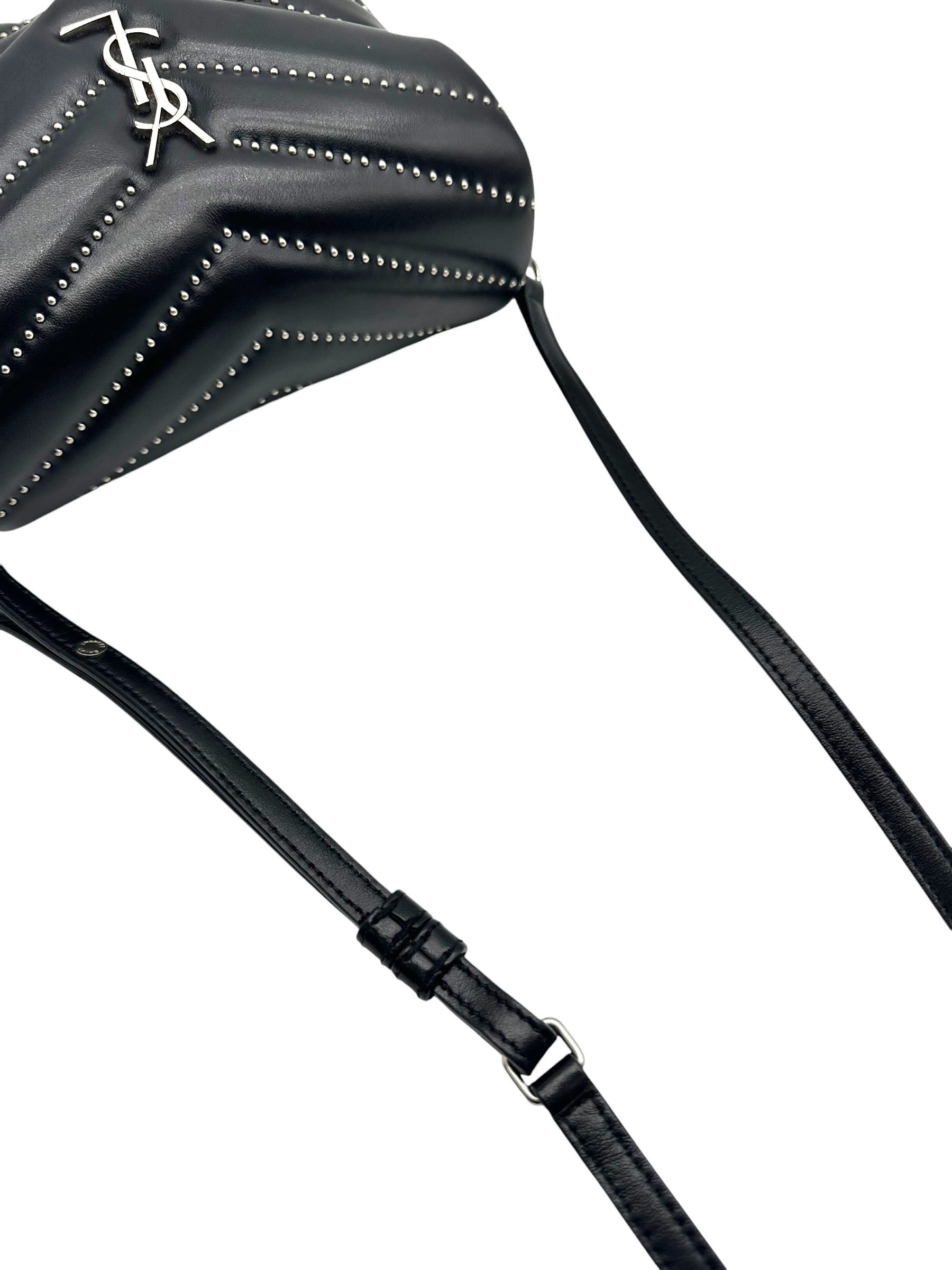Pre-owned YSL Toy Loulou Studded bag / Product Code: 061906