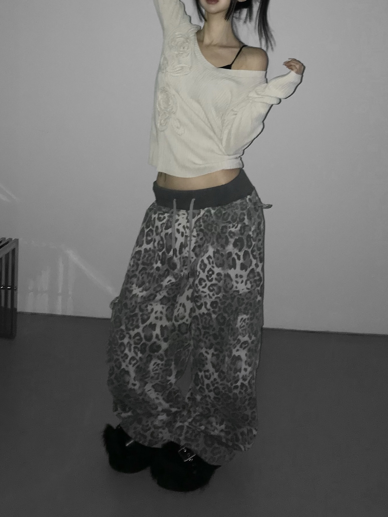 Leopard Print Wide-leg Cargo Pants