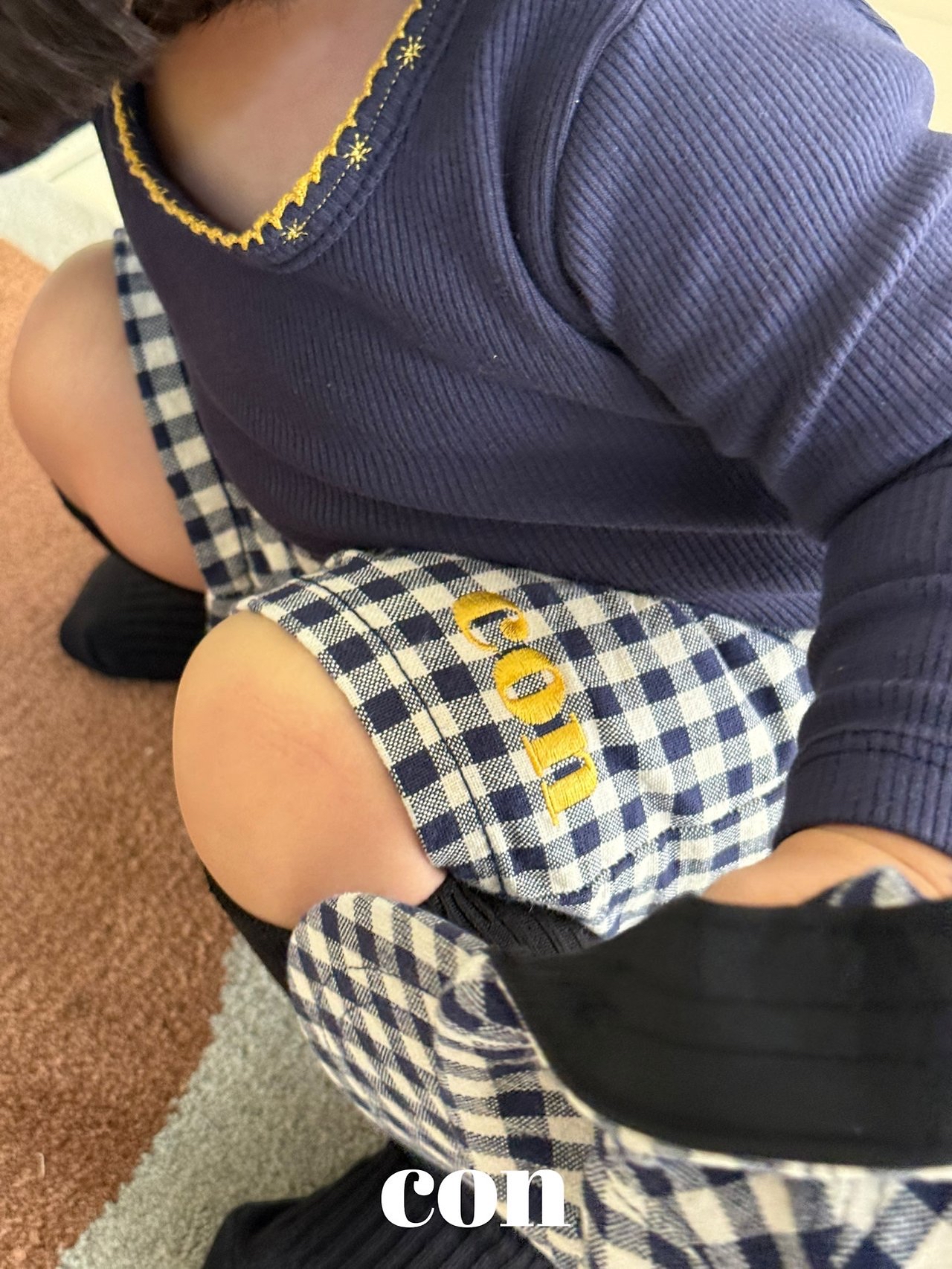 Con | Check Shorts