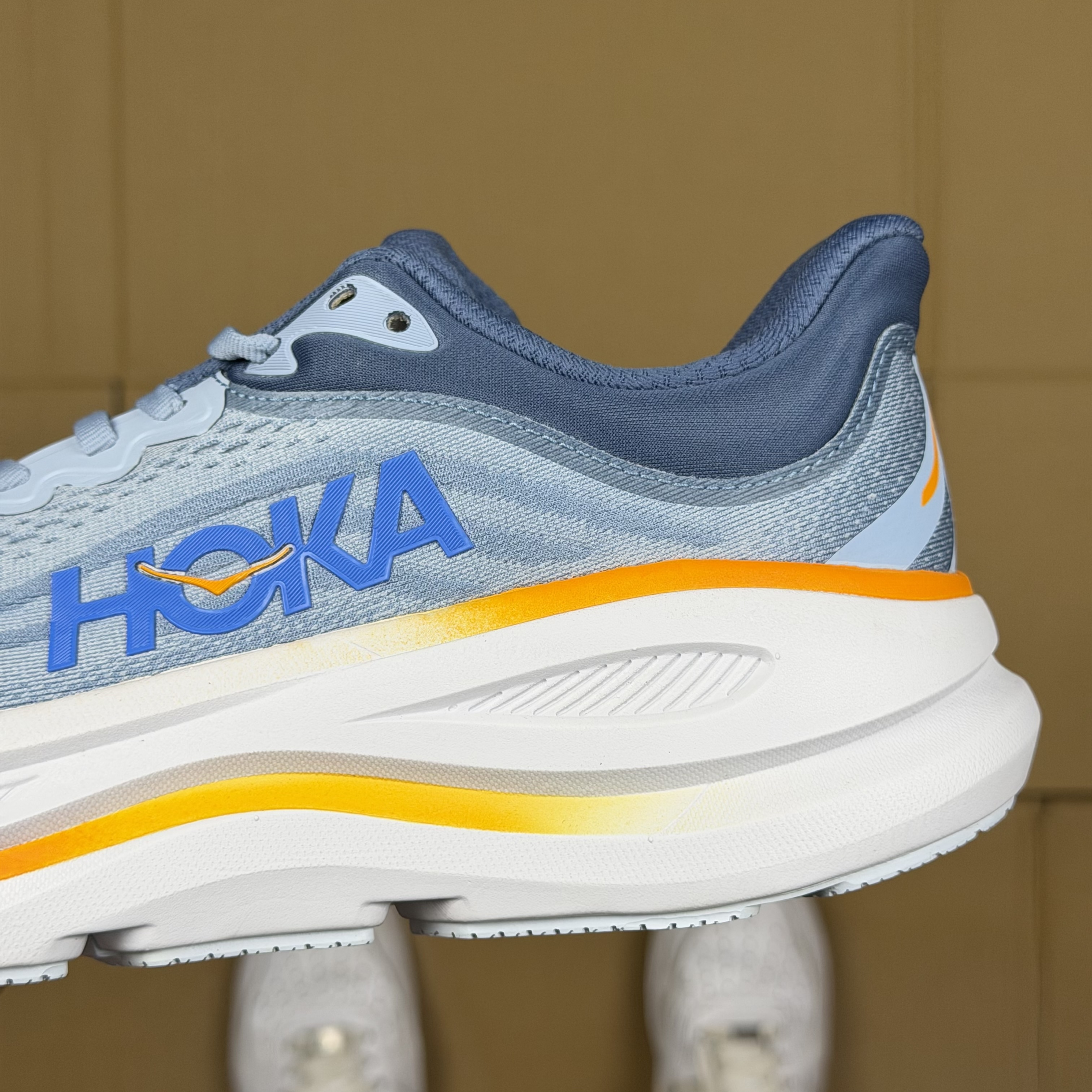 Hoka One One Bondi 9 