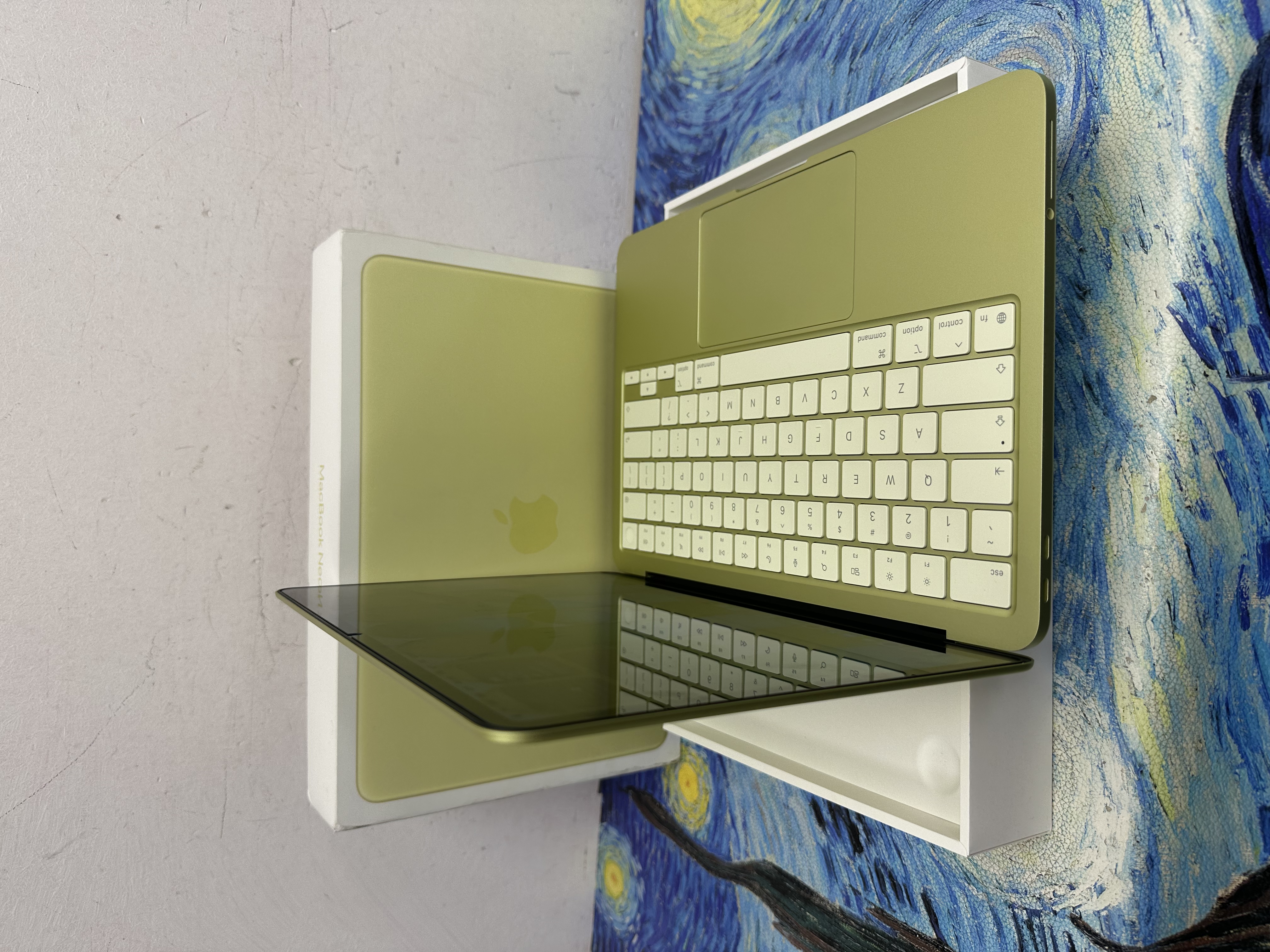 #6254 未使用品🔥Touch ID APPLE  MacBook Neo A18 Pro CPU/ 8GB Ram/512GB SSD/5核心GPU/Liquid Retina Mon/13吋/黃色/Gaming Laptop / Notebook / 超強續航能力/文書機 / 畫圖 / 剪片 / Movie / Netflix/原廠保養/ Apple Care+