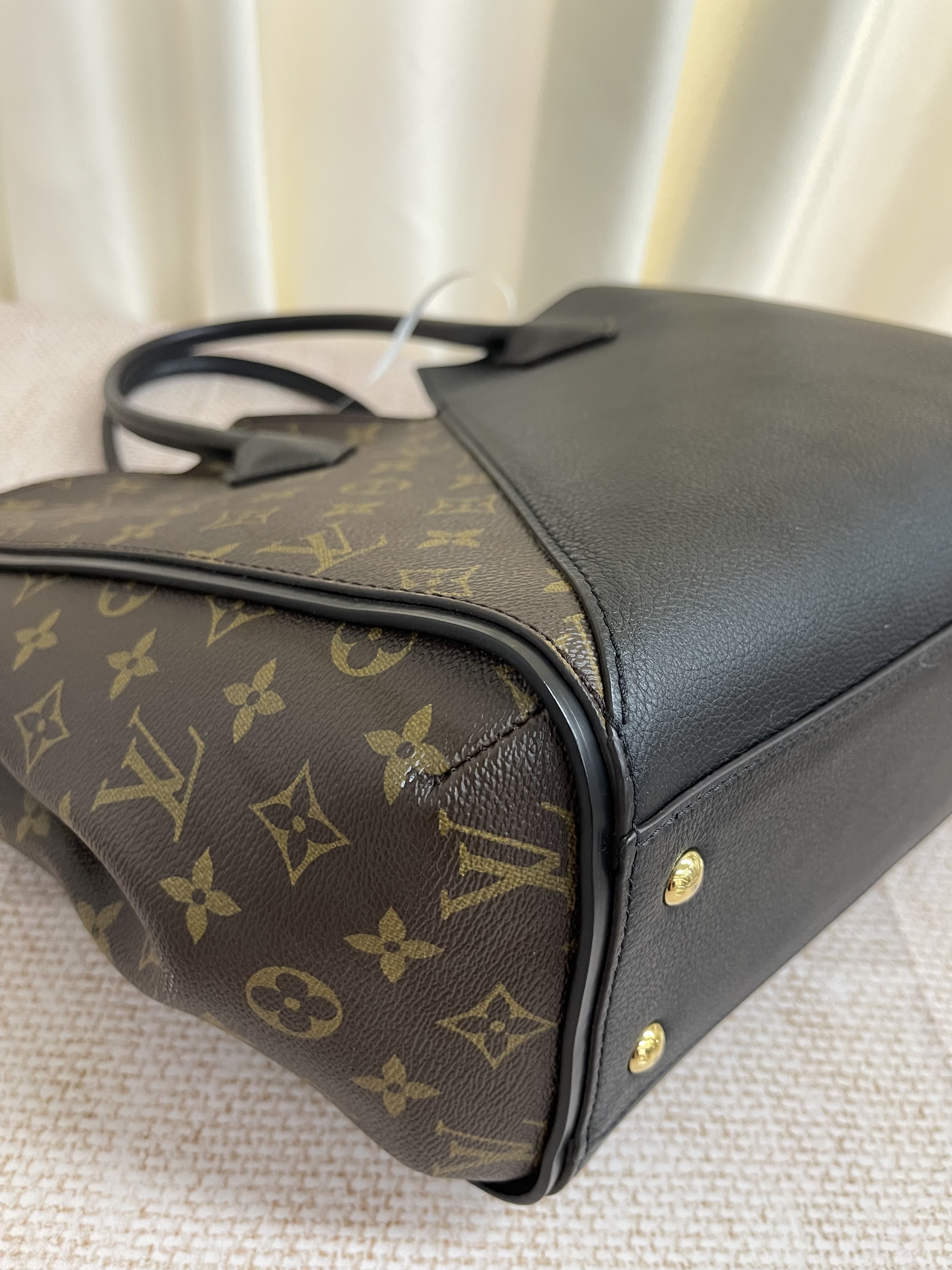 Pre-owned Louis Vuitton Monogram Kimono MM Noir/ Product Code: 26021507