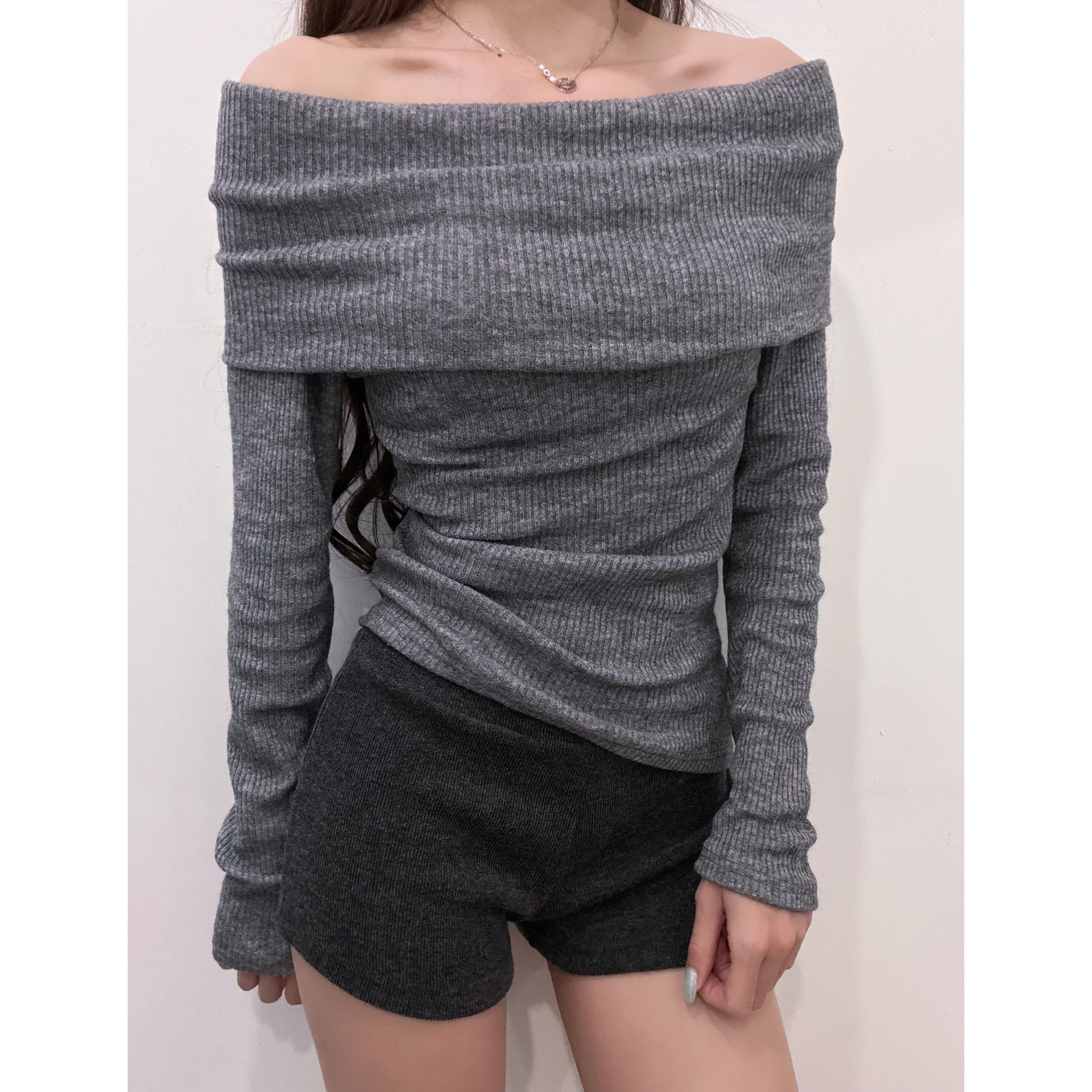 優惠價10月16截單🧸2610H《O/S SLIM FIT LS TOP》
