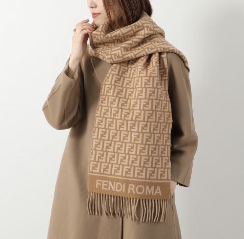 限時優惠✨訂貨📮Fendi scarf  • 80%wool / 20%cashmere Size 190x30cm