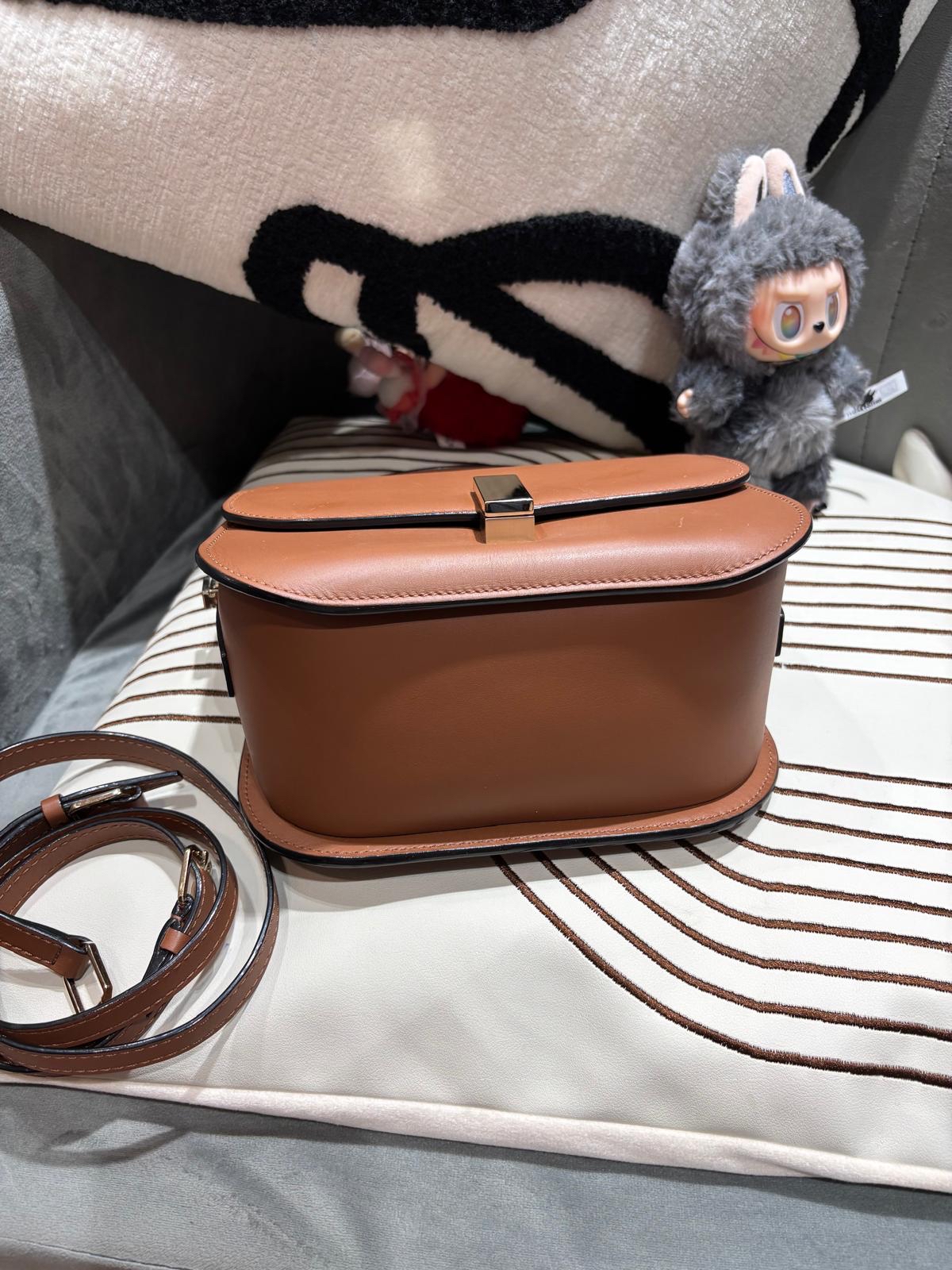 Valextra iside 2way bag Tan,100%Authentic,90%new 