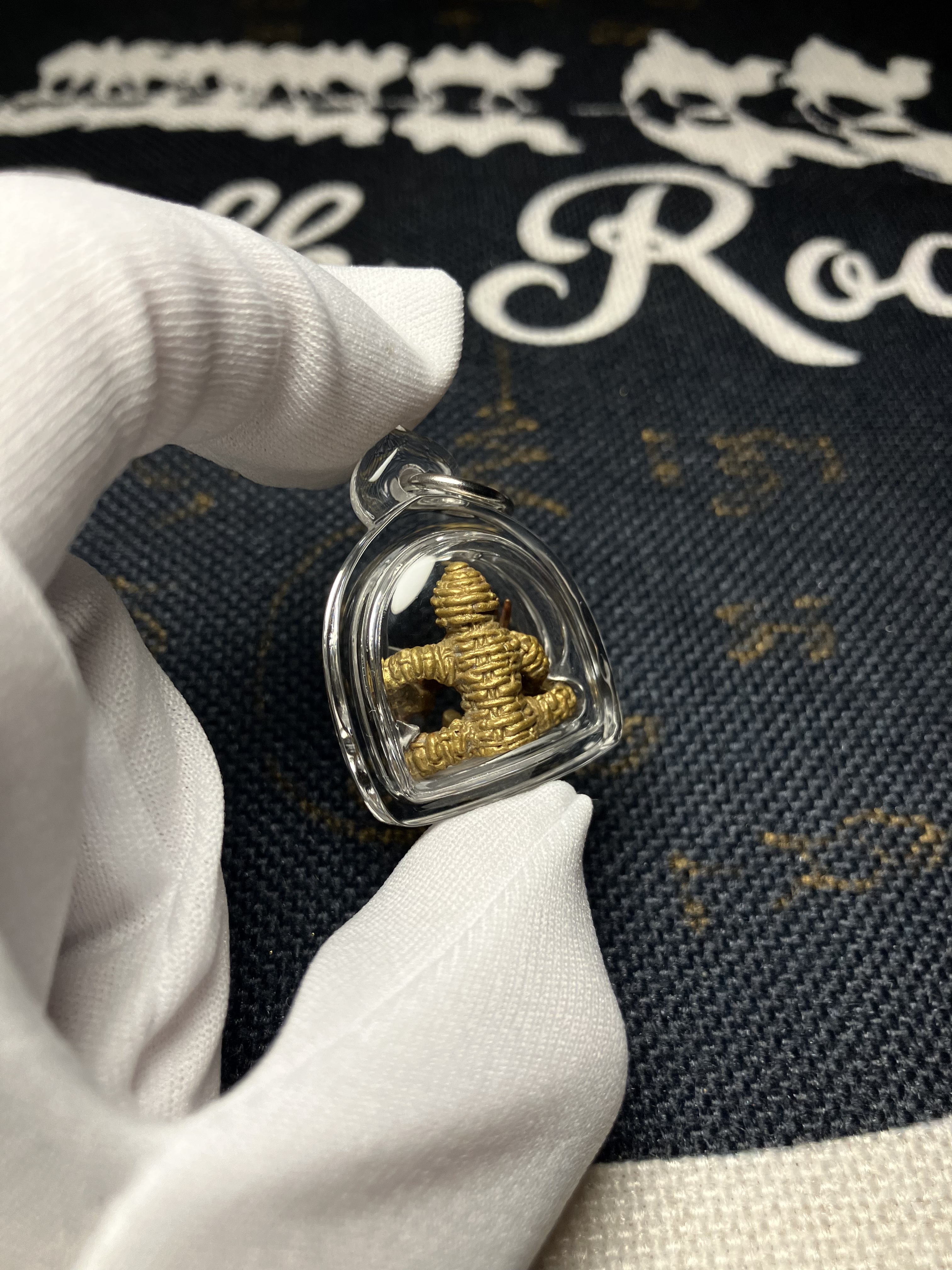 龍婆披贊 佛曆2559 魅香魂魄勇 附光學級高透防水殼