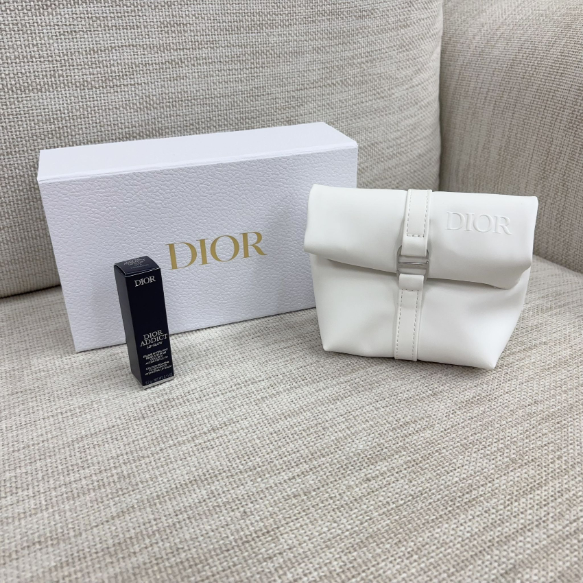 Dior誘惑煥彩潤唇膏💄3.2g隨機顏色(送化妝袋)