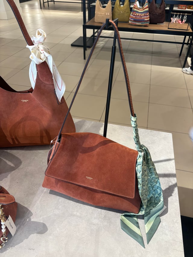 香港現貨-Coach Chelsea 30