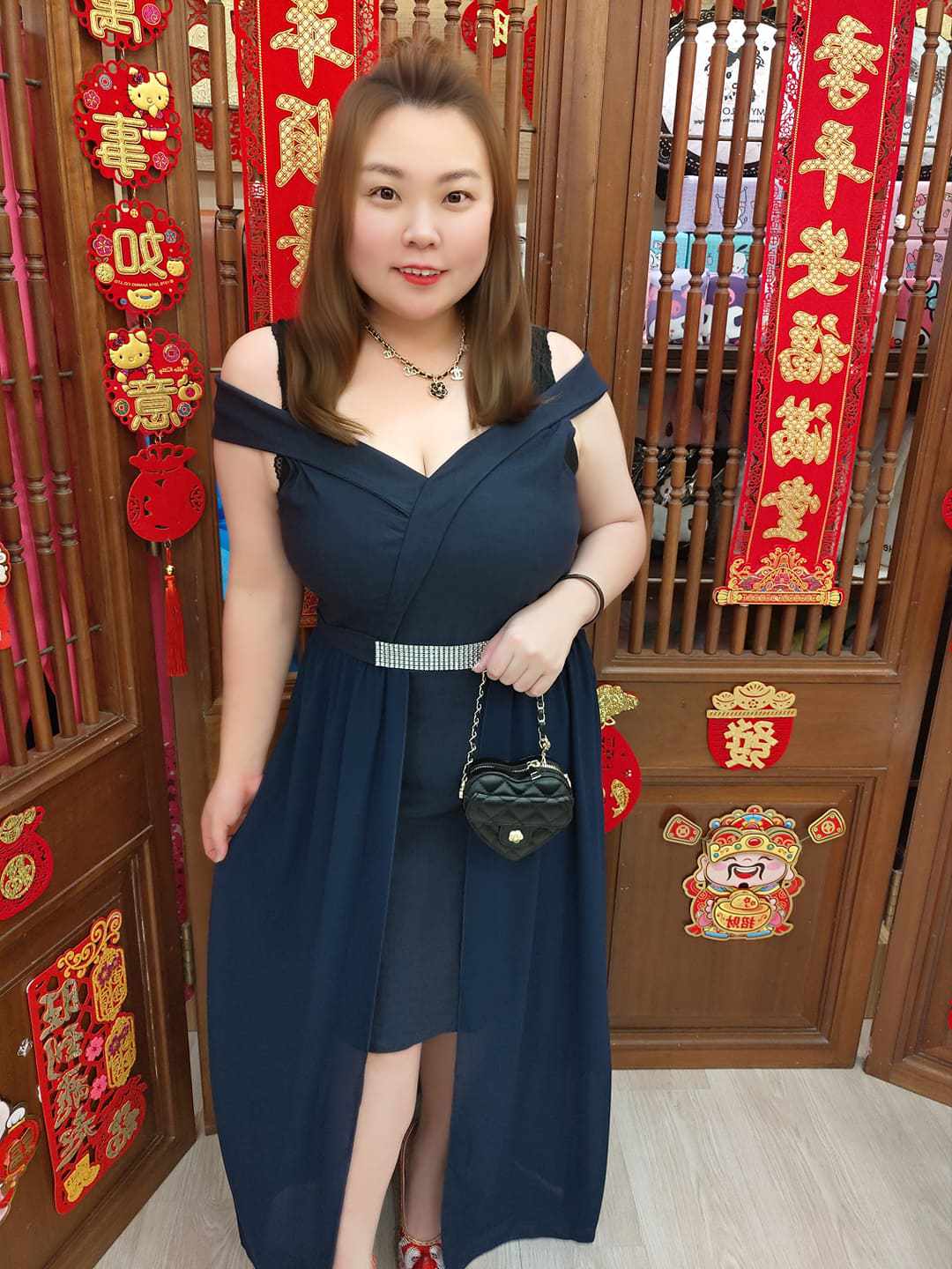 TT631 亮钻假腰带长纱礼服