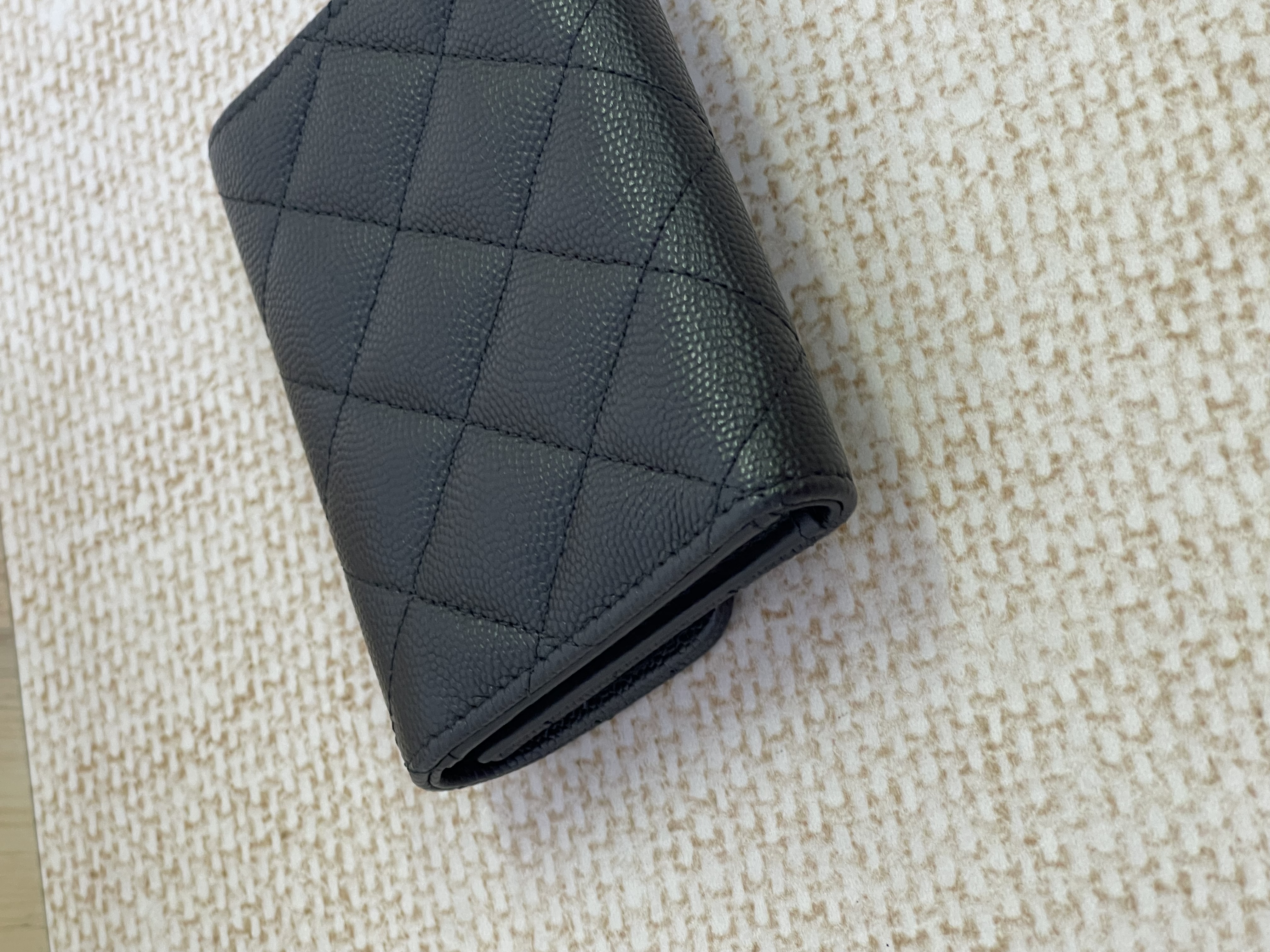 Pre owned Chanel Card Holder / Product Code: 26031112