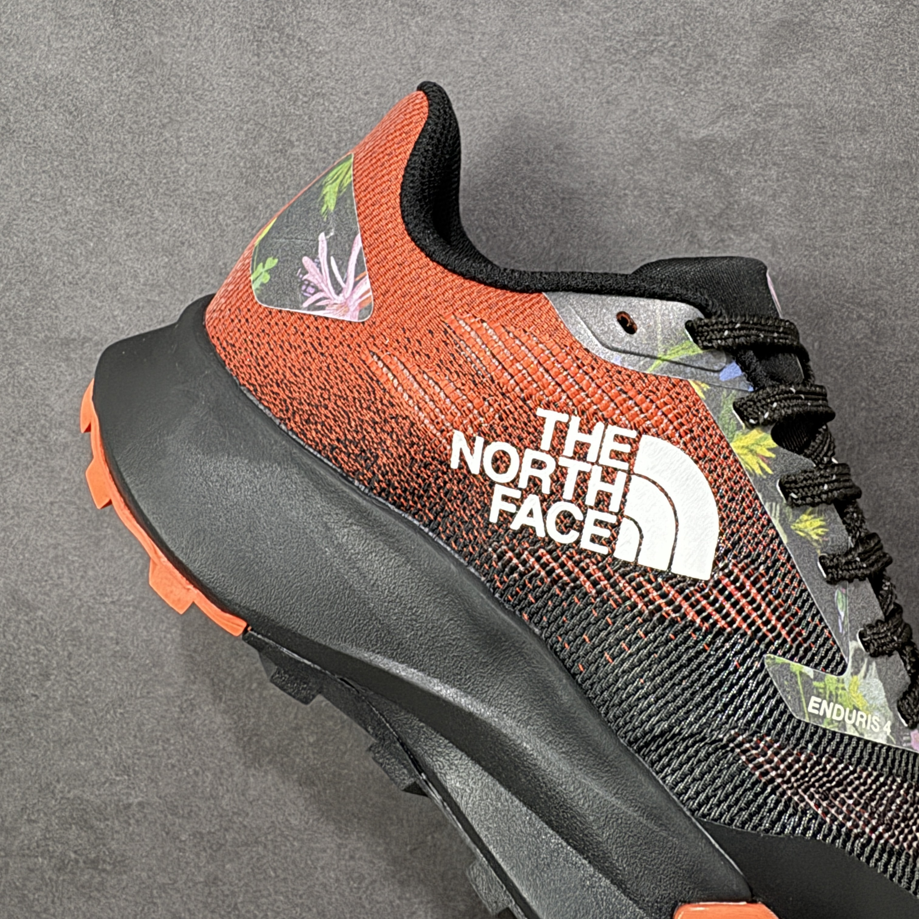 The North Face VECTIV Enduris 4