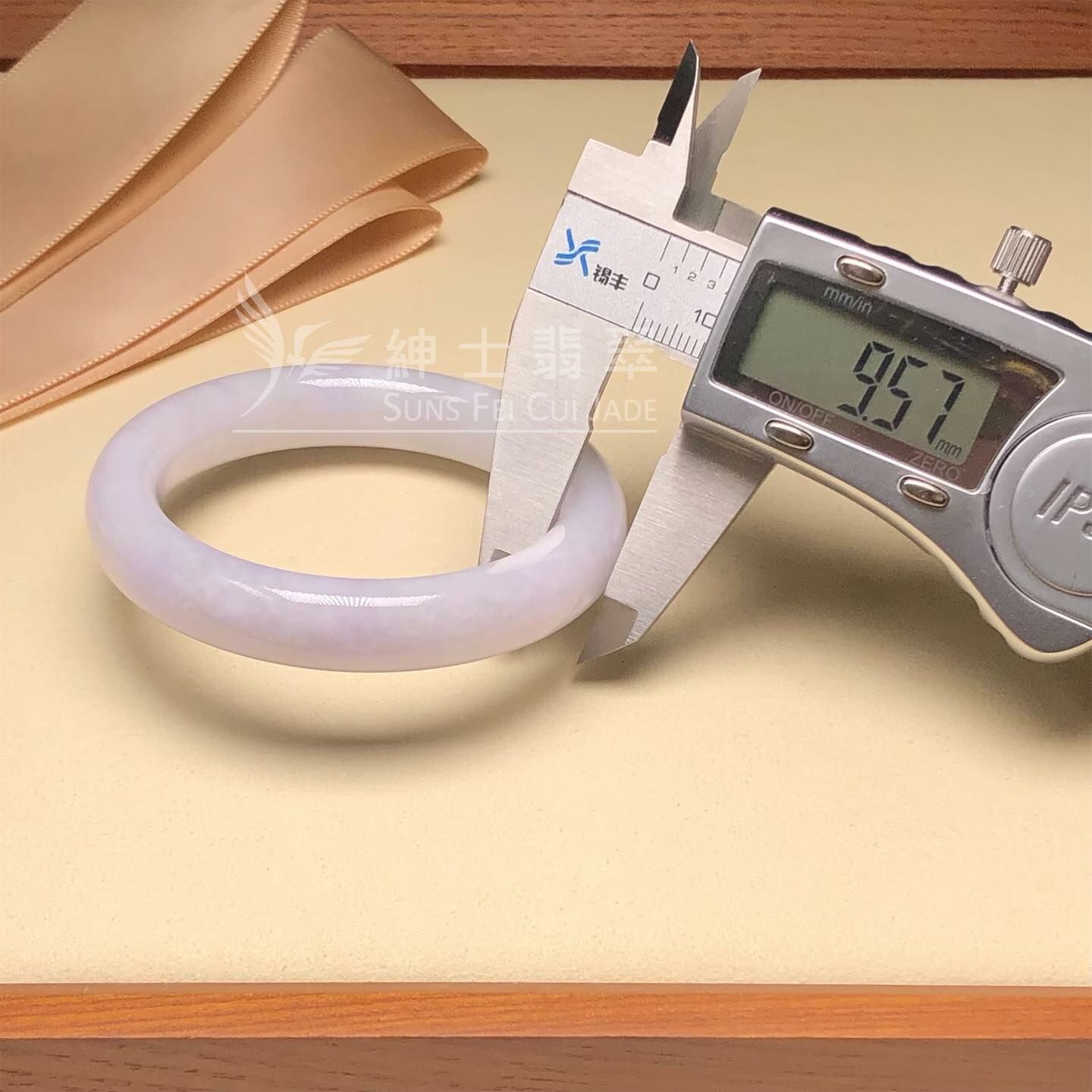 會卡春彩福鐲50.5mm