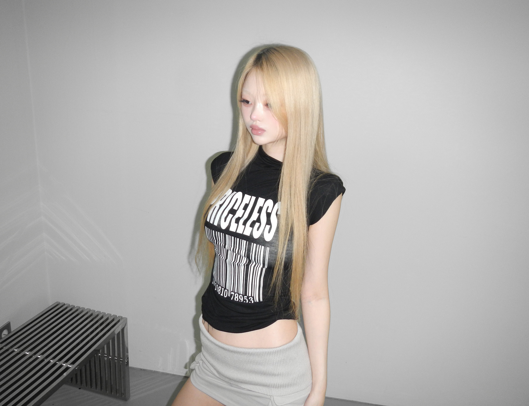 Mock Neck Slim-Fit Graphic Top