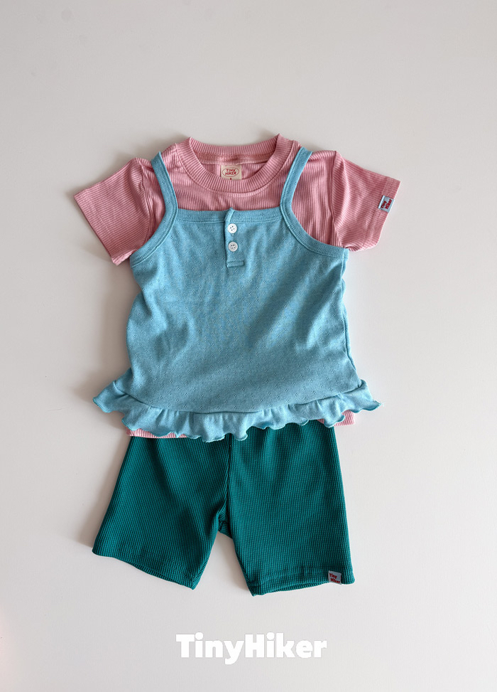 🇰🇷Tiny Hiker tee