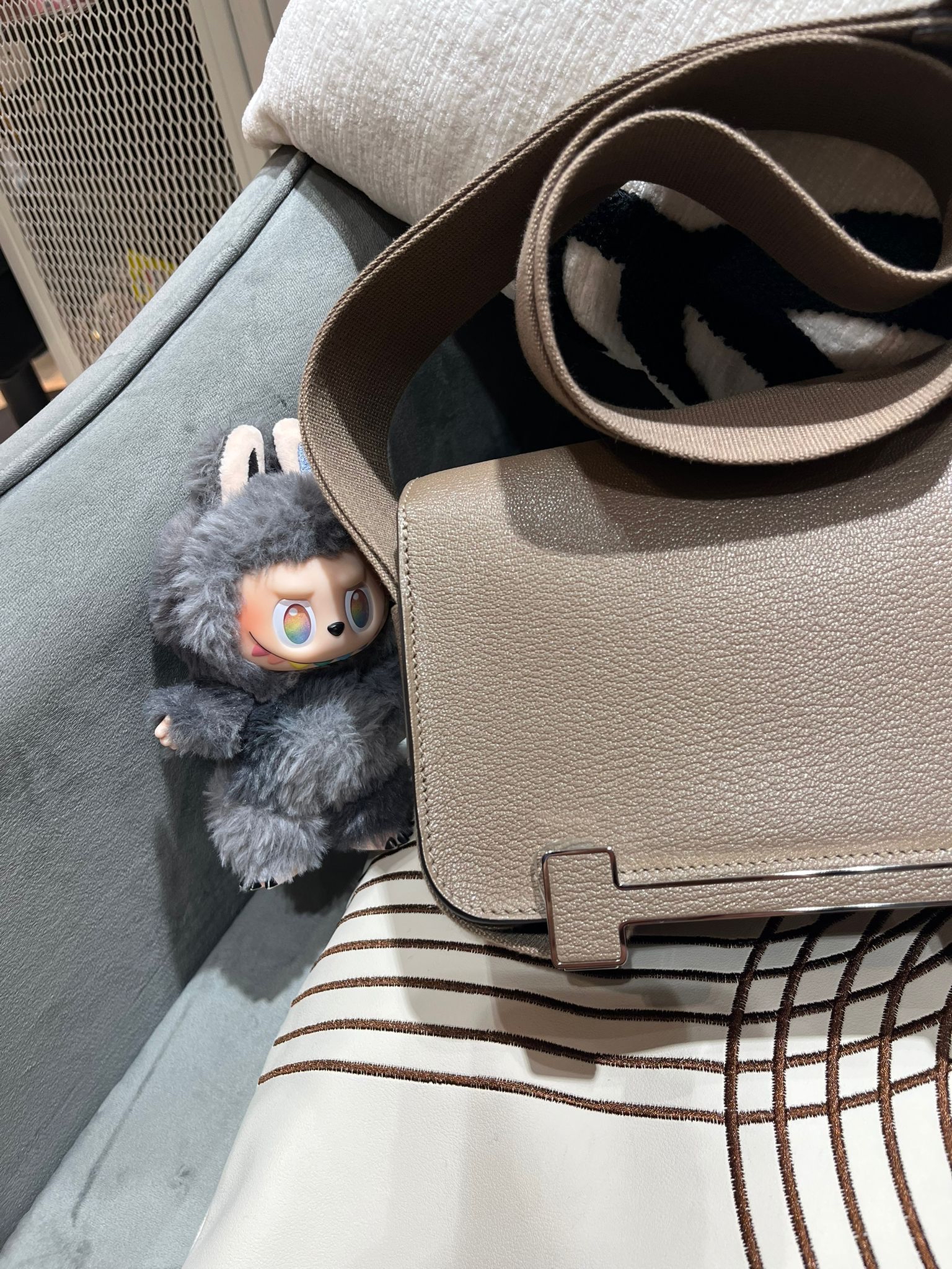 Hermes Geta Stamp B Etoupe 大象灰銀扣 100%Authentic, 98%New ✅Dust bag ✅Box