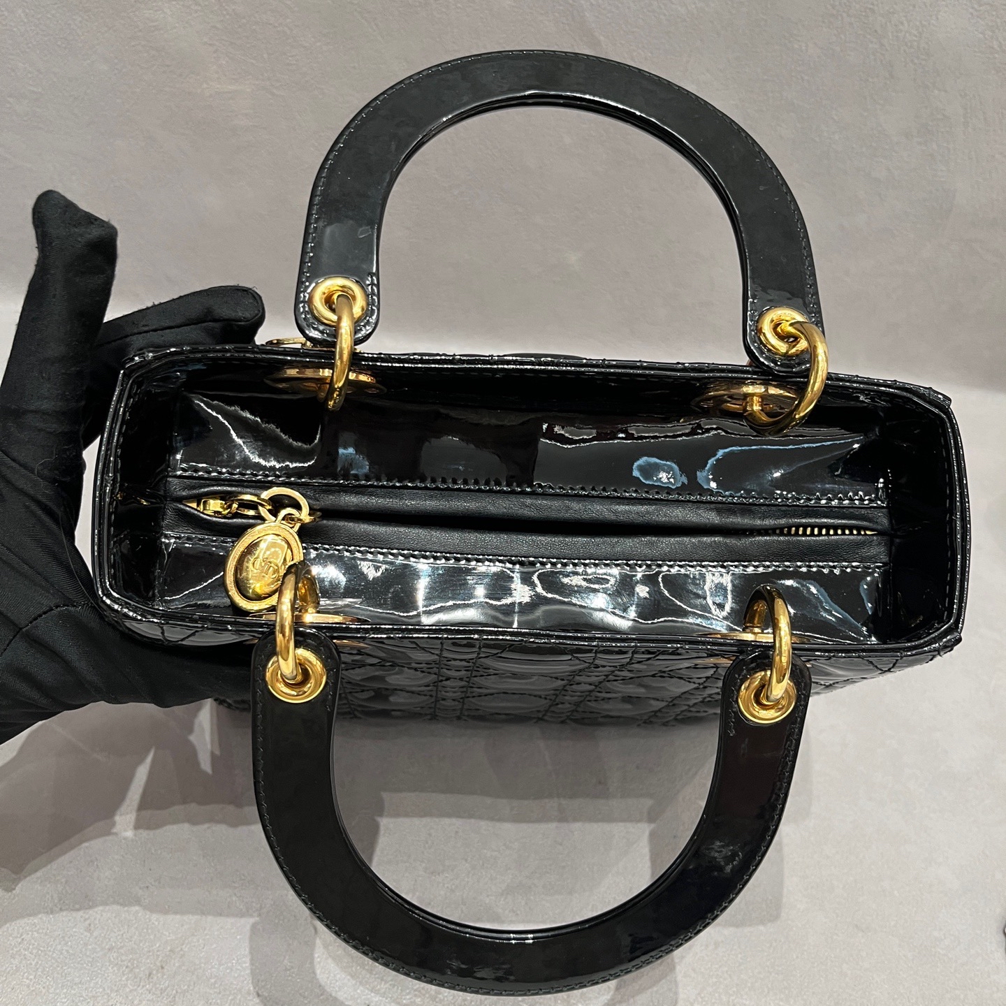 【預訂貨品】Dior Lady Dior漆皮黑金五格戴妃包