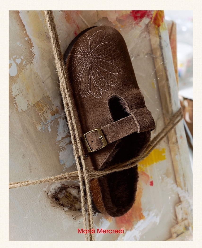 Mardi Mercredi Classique T-Strap Suede Mule 🌿