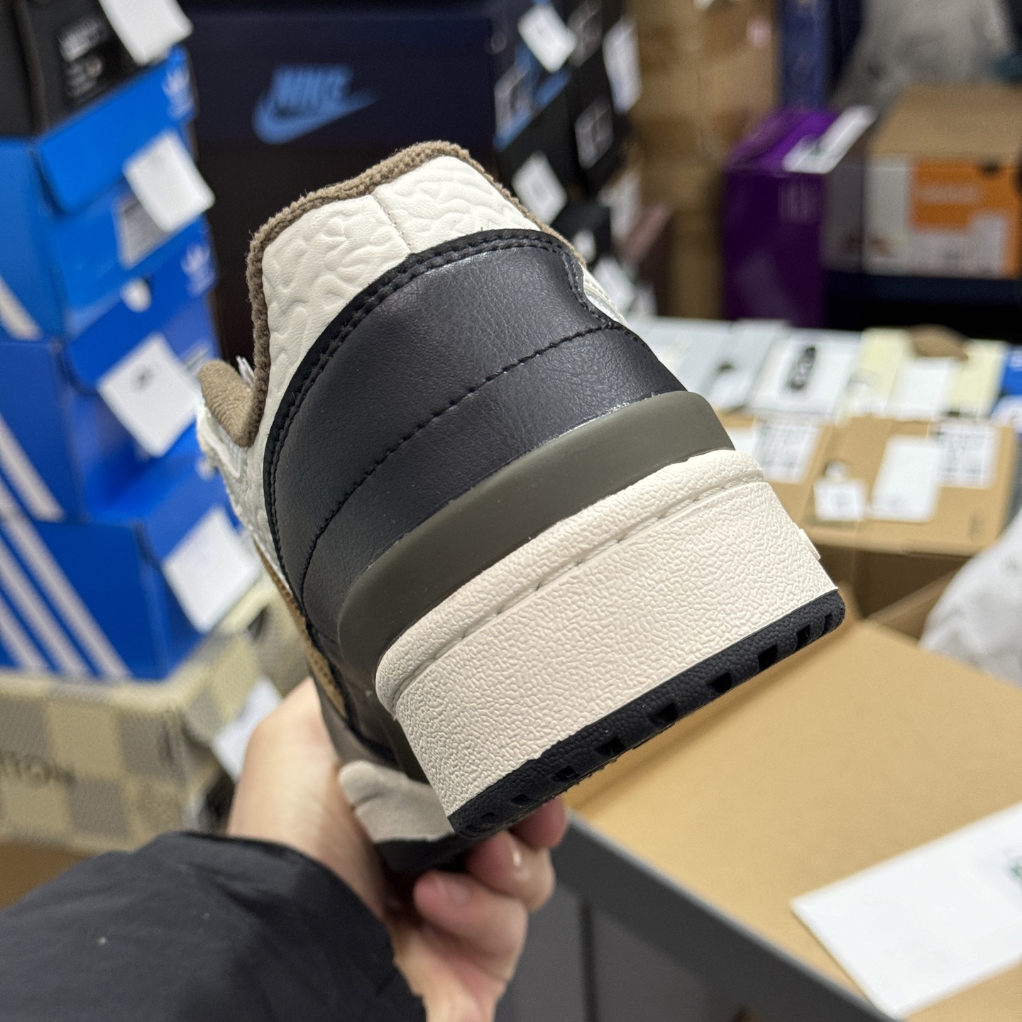 Adidas Forum Low CL JQ8734