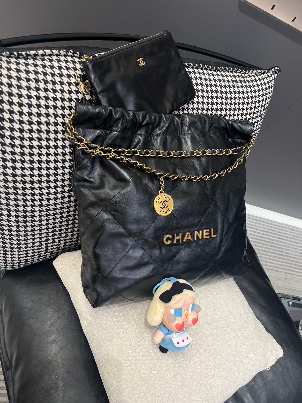 Chanel 22 medium As3261 calfskin 黑色牛皮金鏈 100%Authentic, 98%new ✅專門店收據✅晶片✅Dust bag✅Box