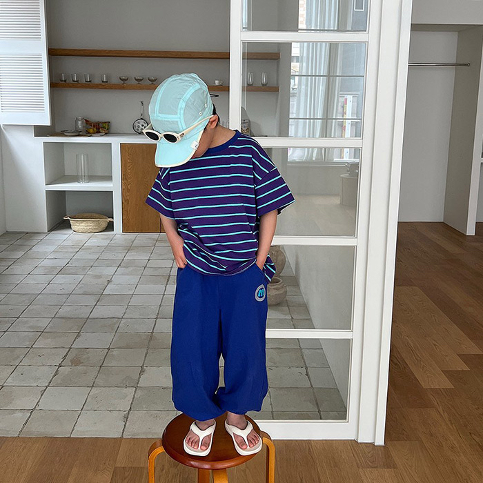 🇰🇷middle name tee