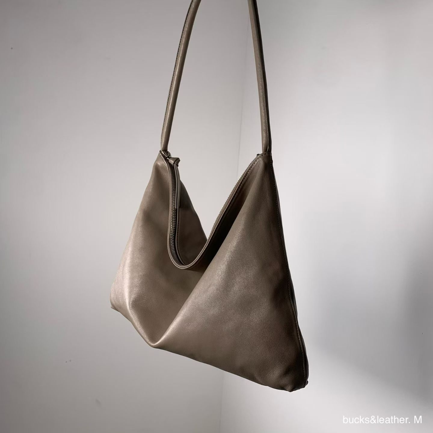 Bucks & leather 腋下单肩包M