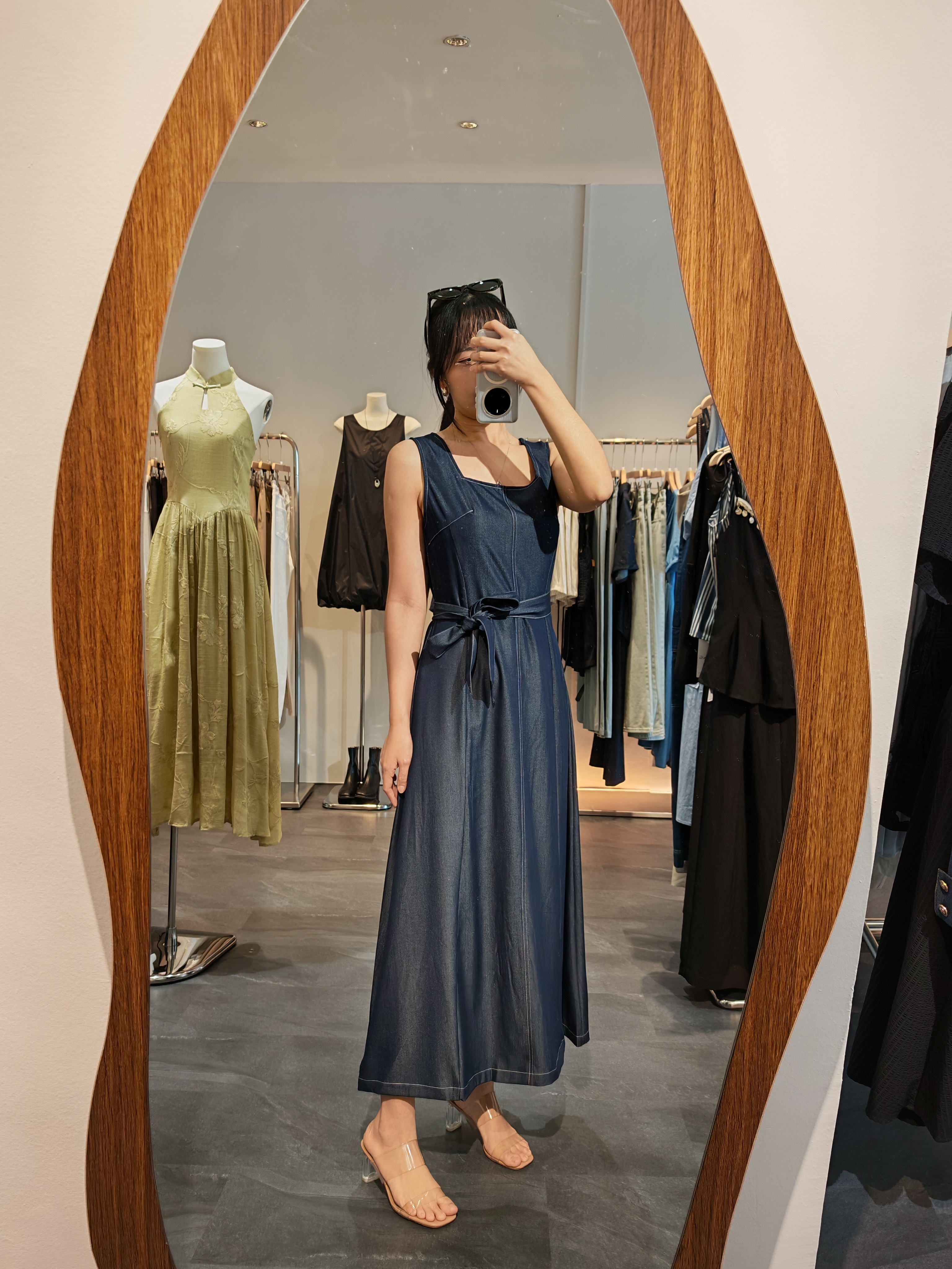 软牛仔方领背心裙