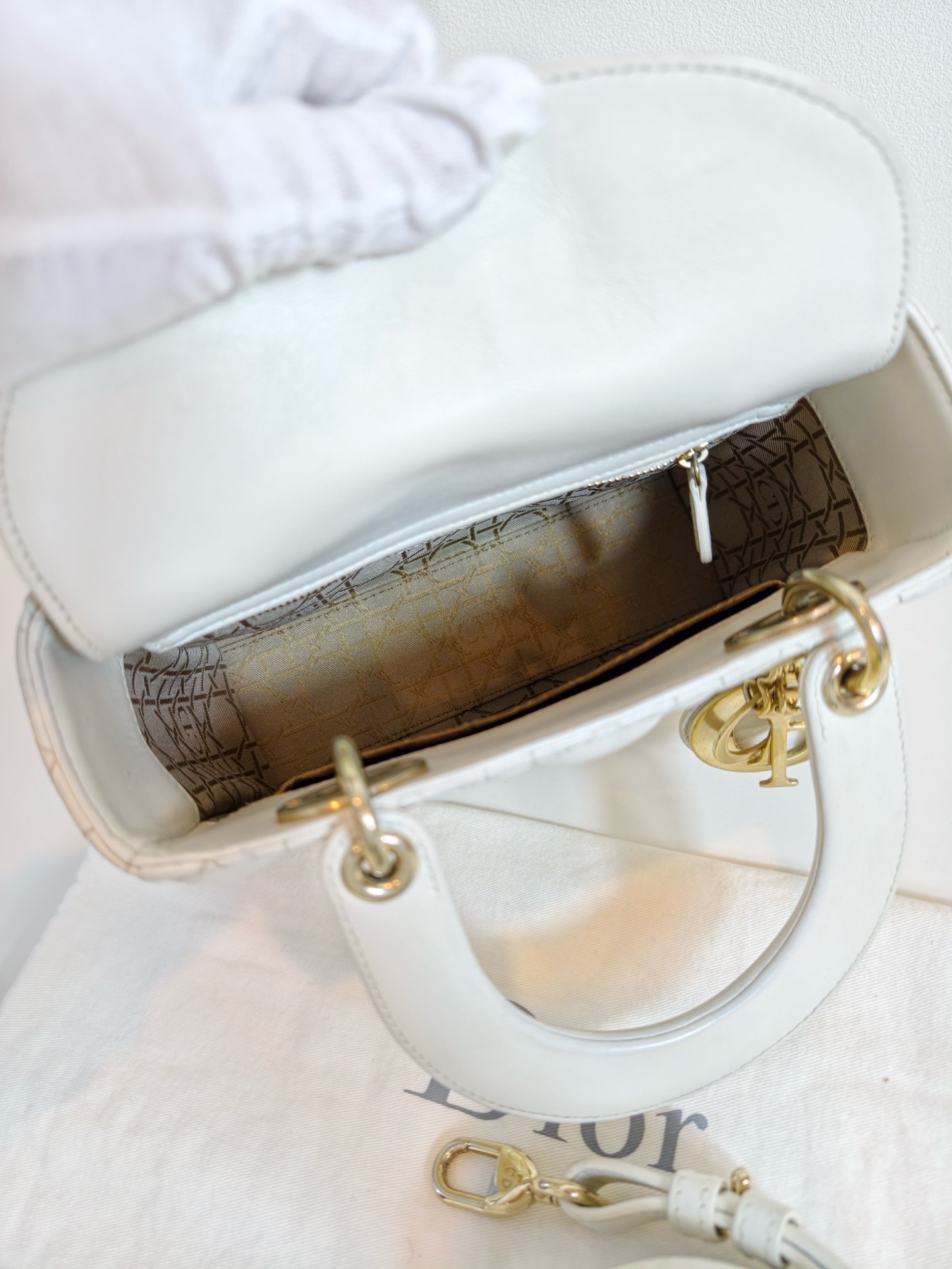 【預訂貨品】Dior Lady Dior 白色四格戴妃包