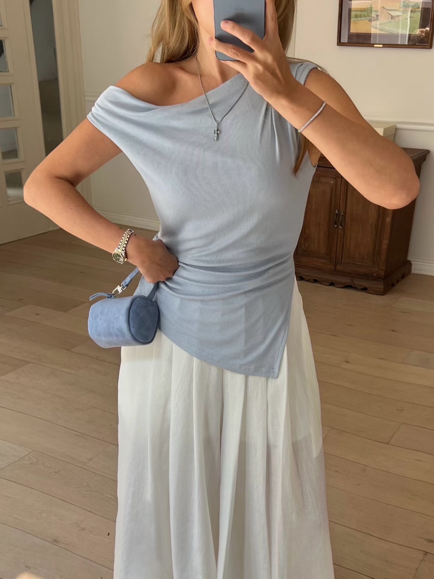 B9 圓領口抓皺柔滑背心