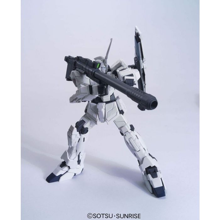 1/144 HGUC RX-0 UNICORN GUNDAM UNICORN MODE