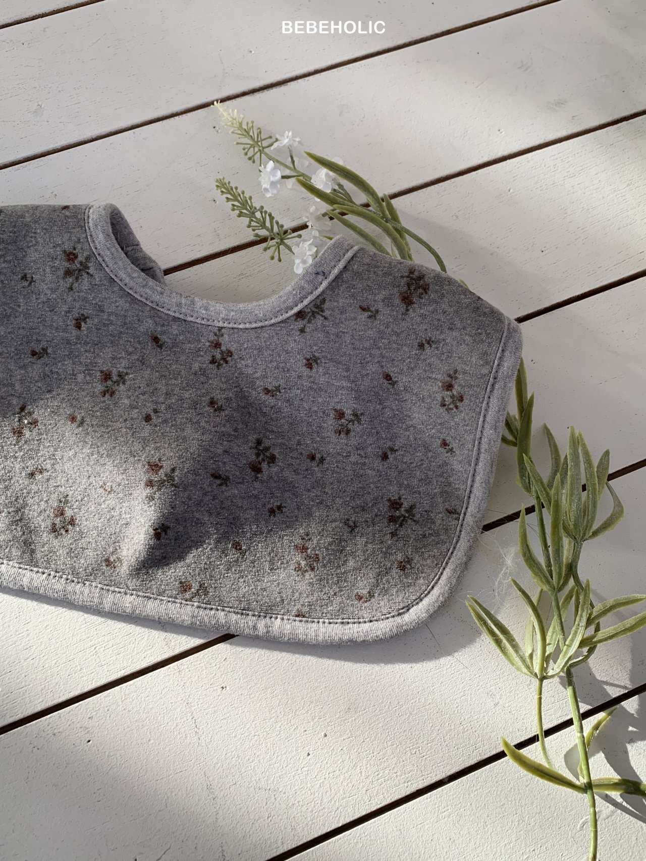 🌸預訂 韓國直送🌸🇰🇷BEBEHOLIC三色標籤碎花圍兜