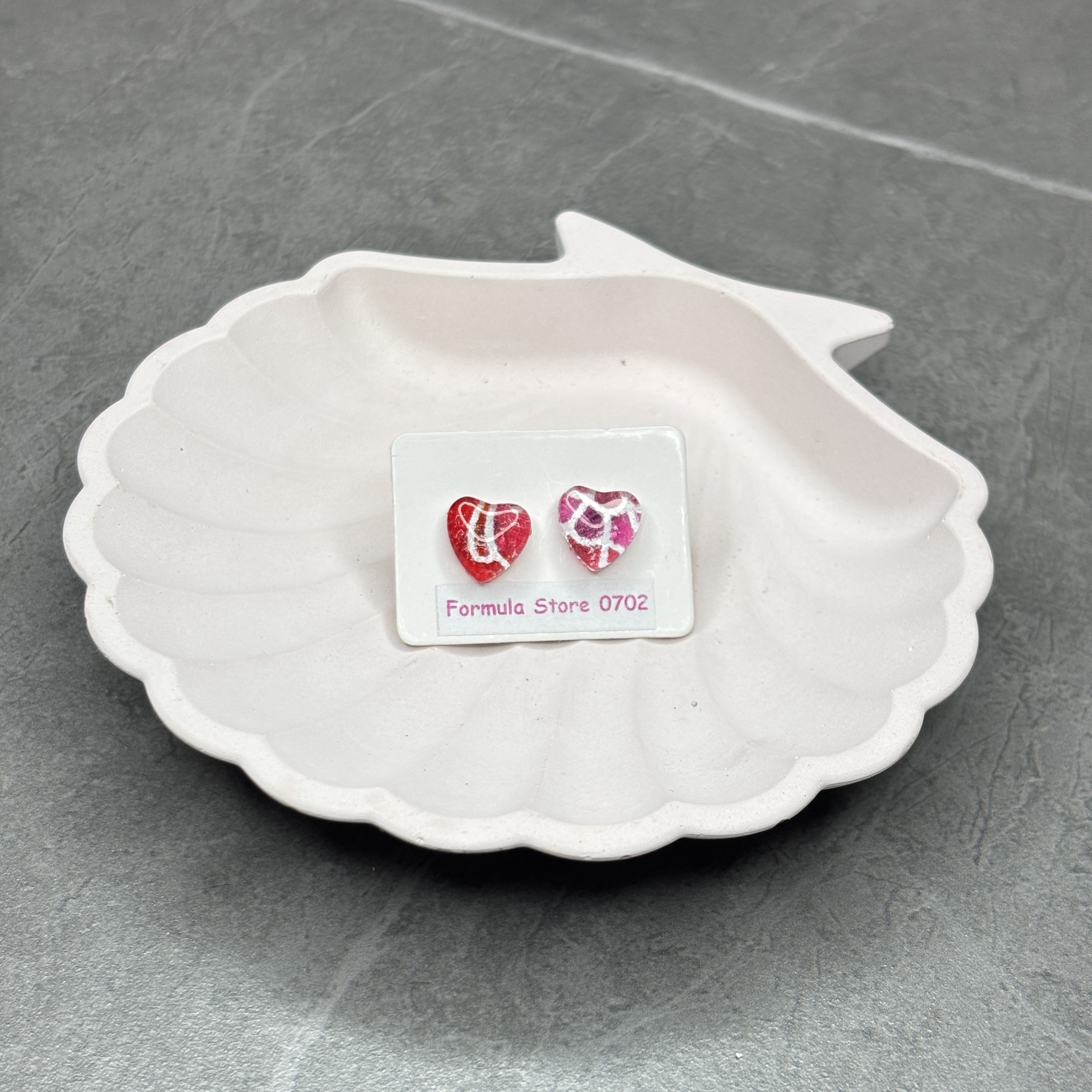 貓咪造型耳環－心心款－紅白和布圖案