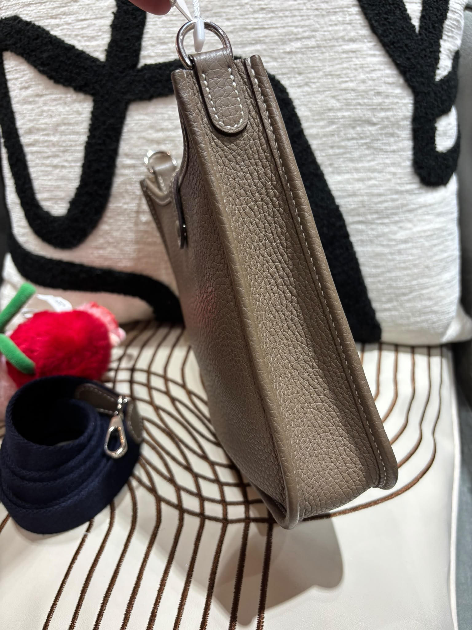Hermes mini Evelyne,STAMP Z 大象灰 Etoupe 100%Authentic,98%new ✅內袋✅Dust bag