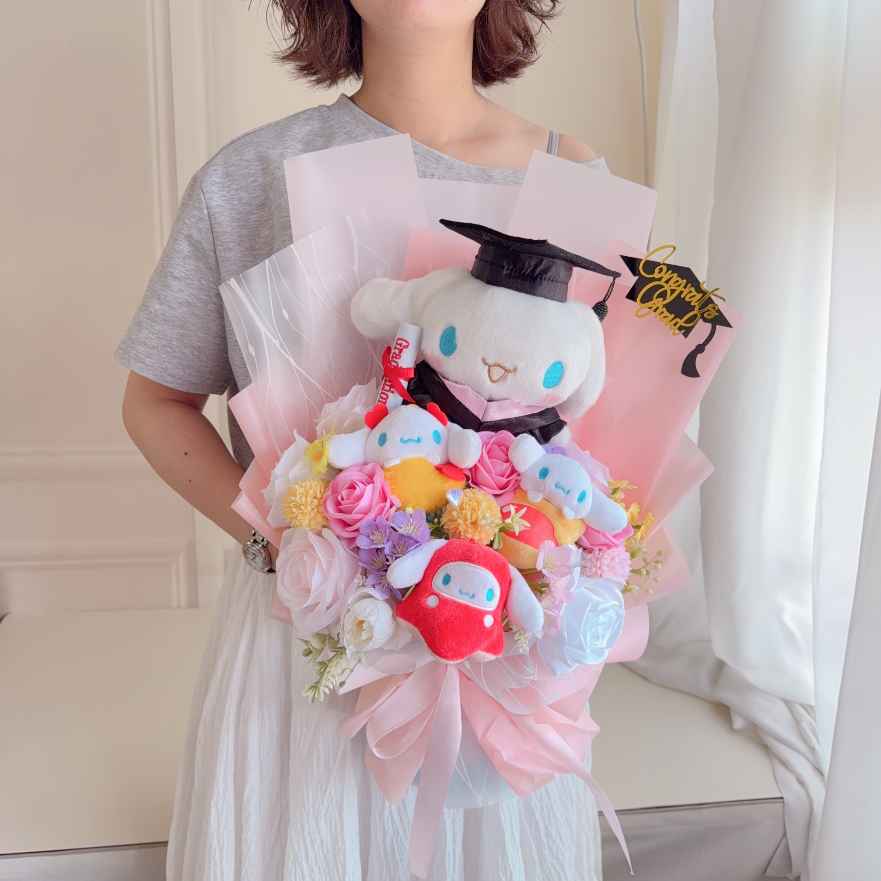 (現貨）肉桂狗畢業公仔花