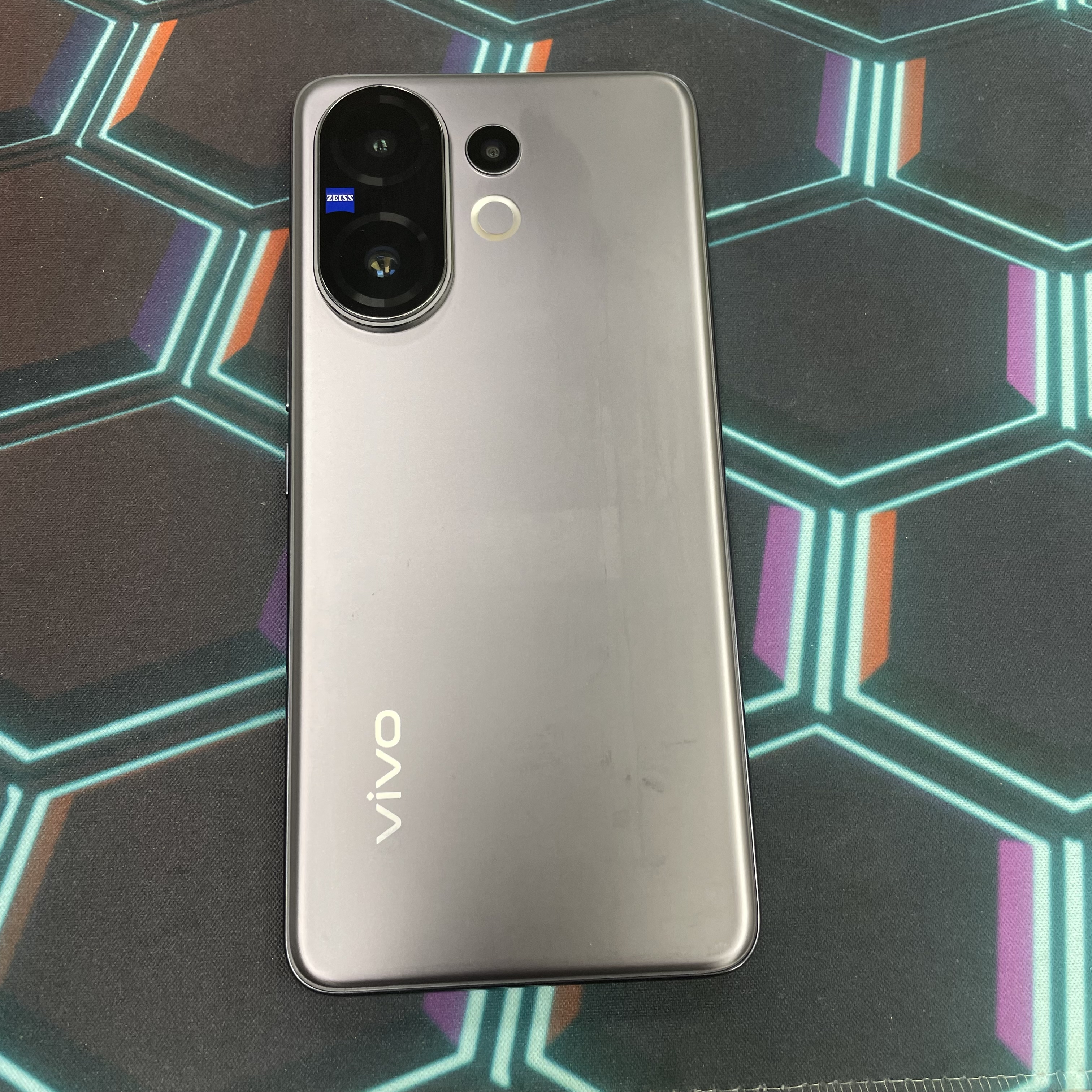 *7705 Vivo v60 勁靚機 12+512GB 灰色 gray 