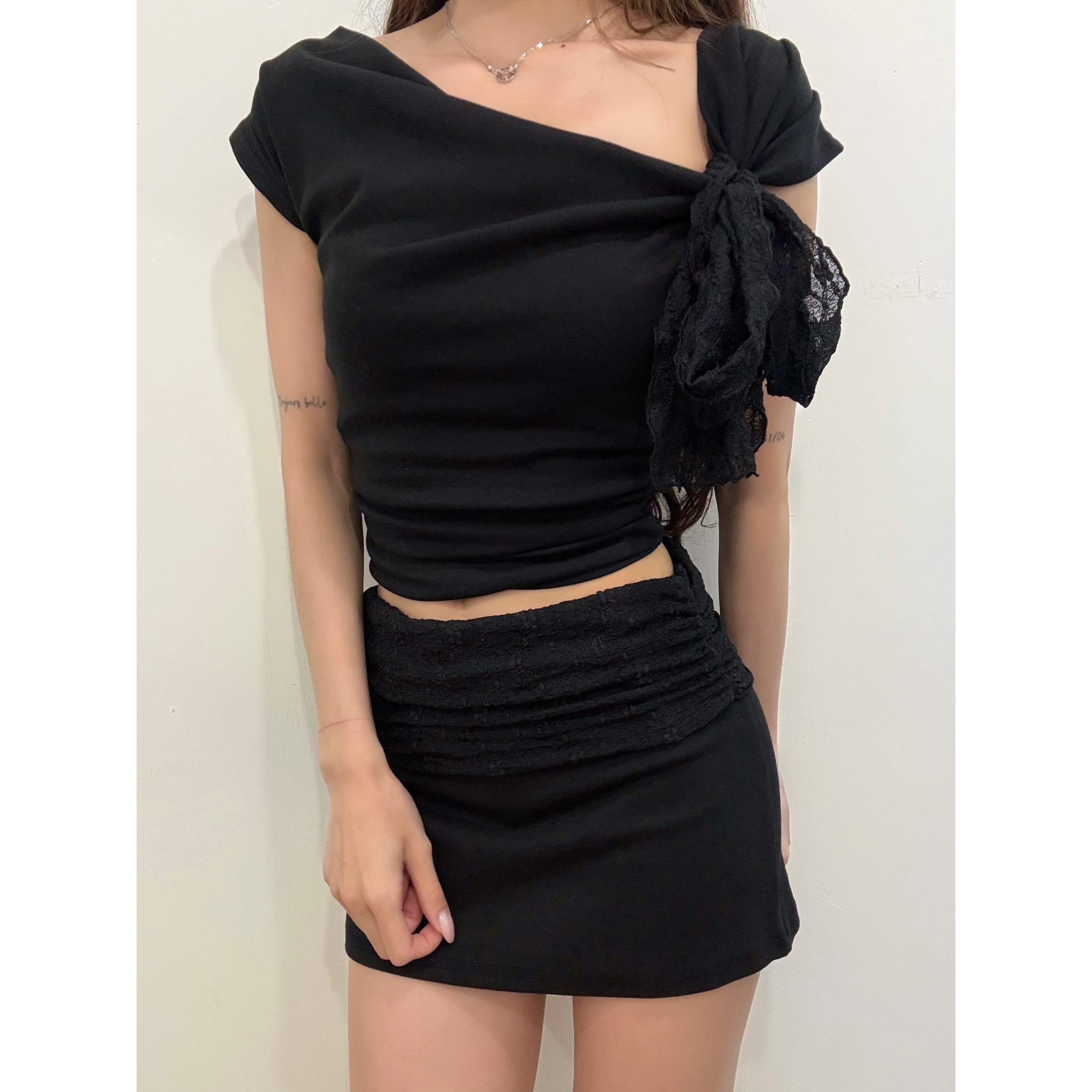 優惠價7月8截🩶2607A《WITH STRAP TOP》 / 2607B《RUCHED SKPT》